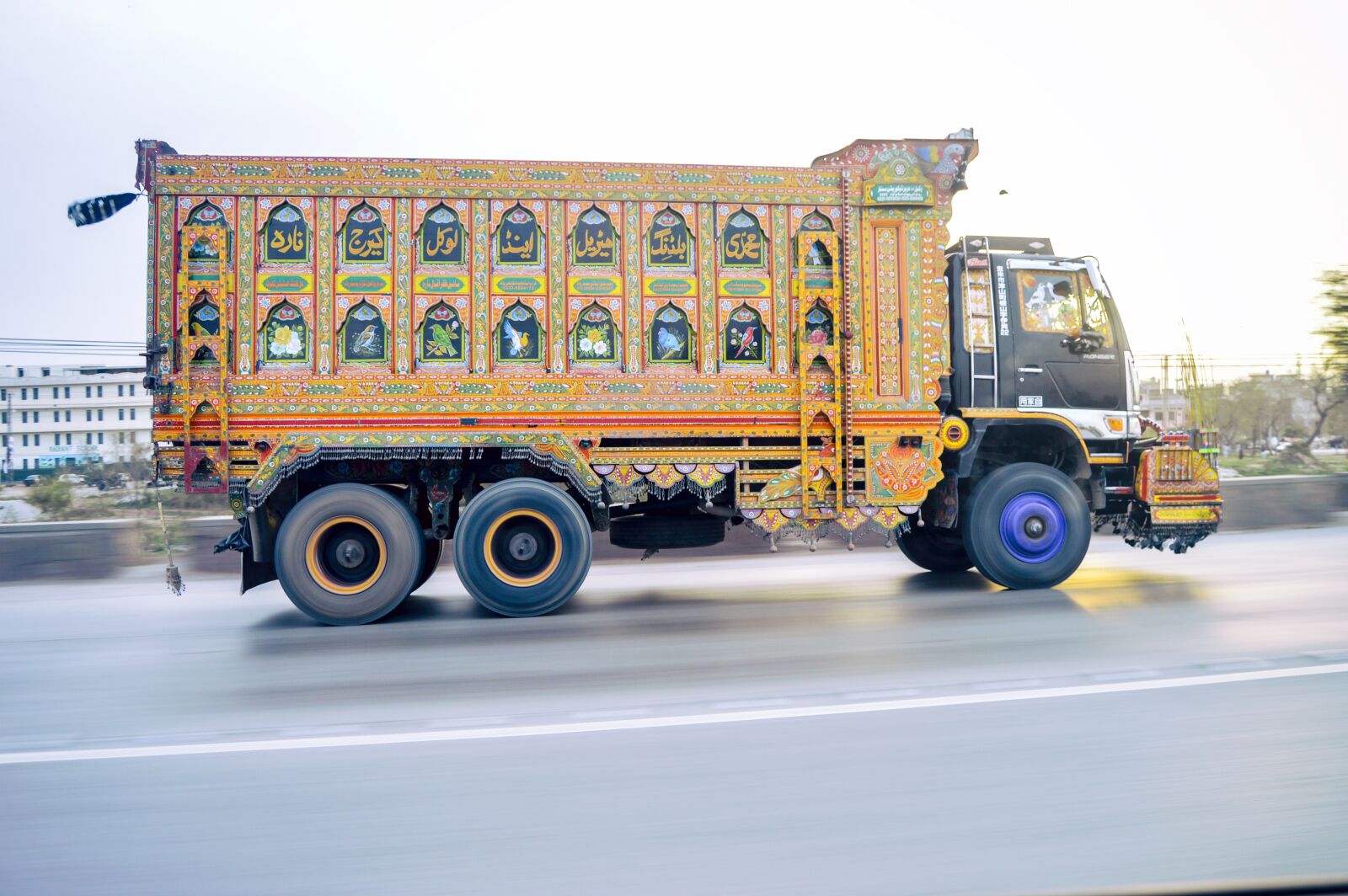 Nikon D3200 sample photo. Vehicle, transportation system, truck photography
