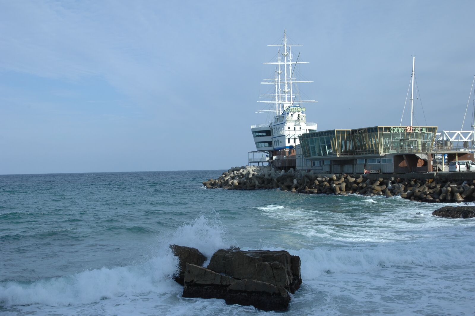 Nikon D2Xs sample photo. Sailboat, cafe, jung dong-jin photography