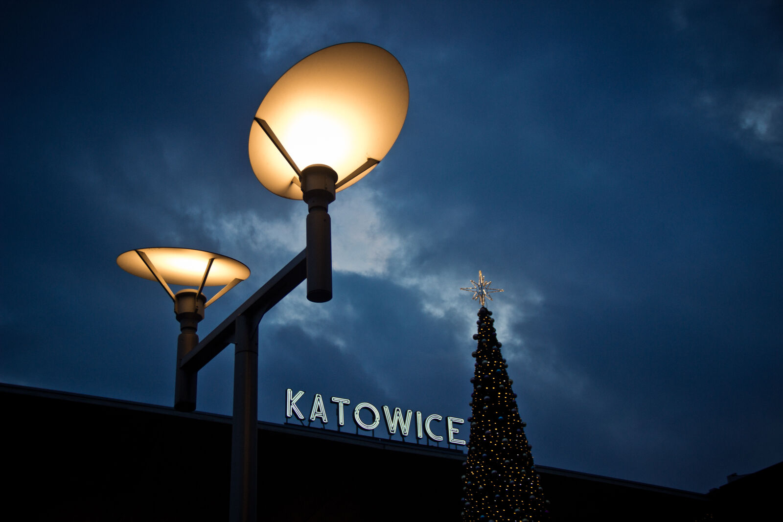Canon EOS 600D (Rebel EOS T3i / EOS Kiss X5) sample photo. Christmas, tree, katowice photography