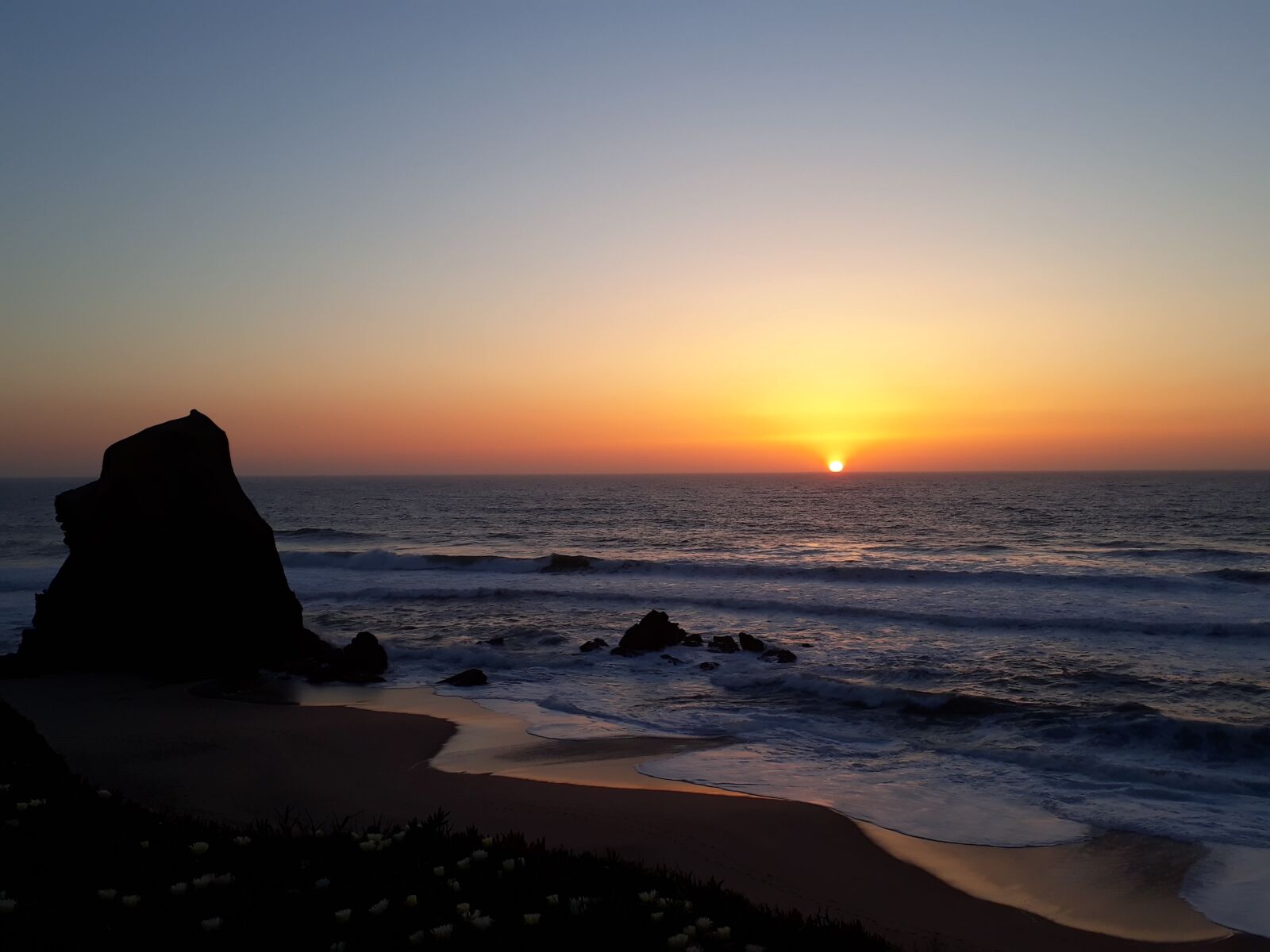 Samsung Galaxy A3(2017) sample photo. Santa cruz, beach, sunset photography