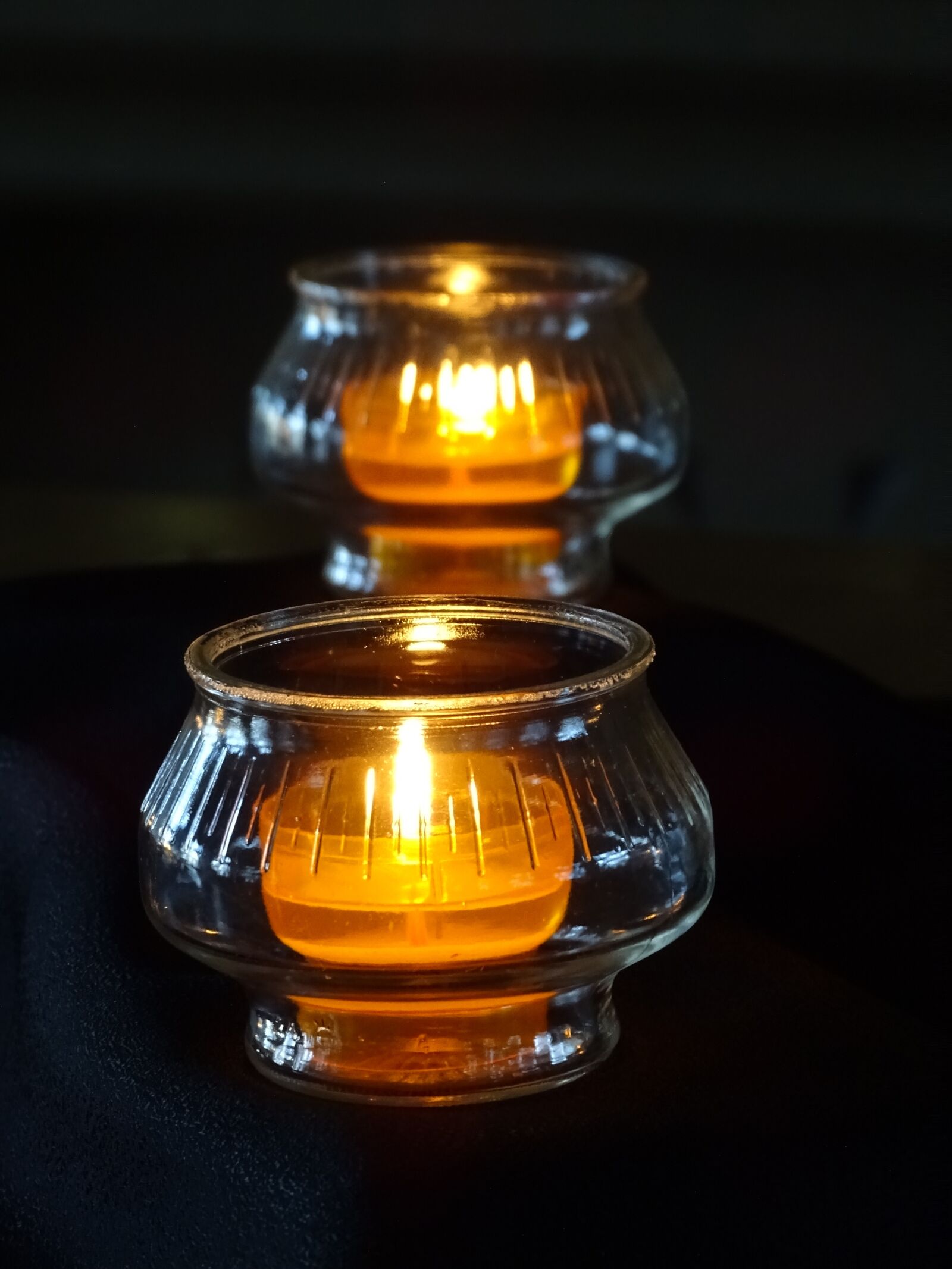 Sony Cyber-shot DSC-HX400V sample photo. Candle, light, good friday photography