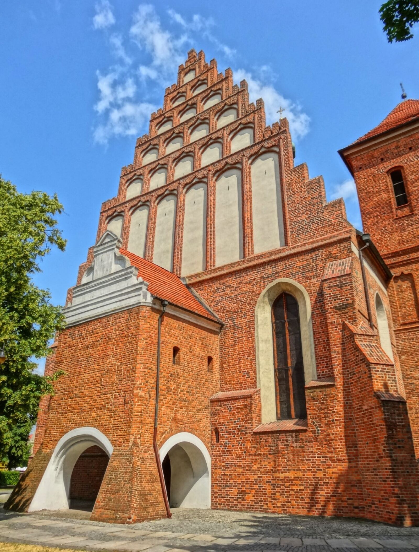 Sony Cyber-shot DSC-HX20V sample photo. Bydgoszcz, cathedral, church photography