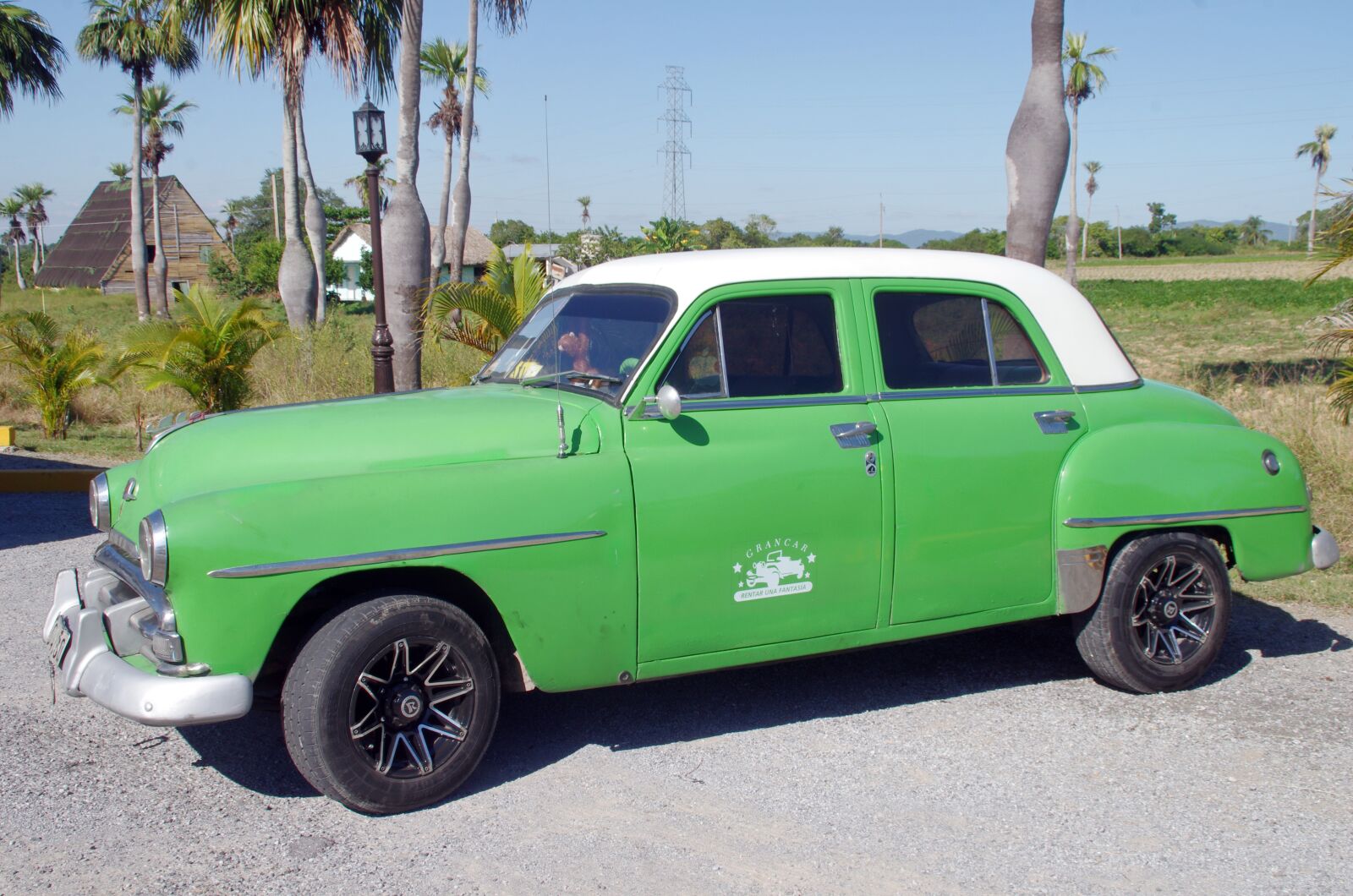 Pentax K-5 sample photo. Cuba, car, rattletrap photography