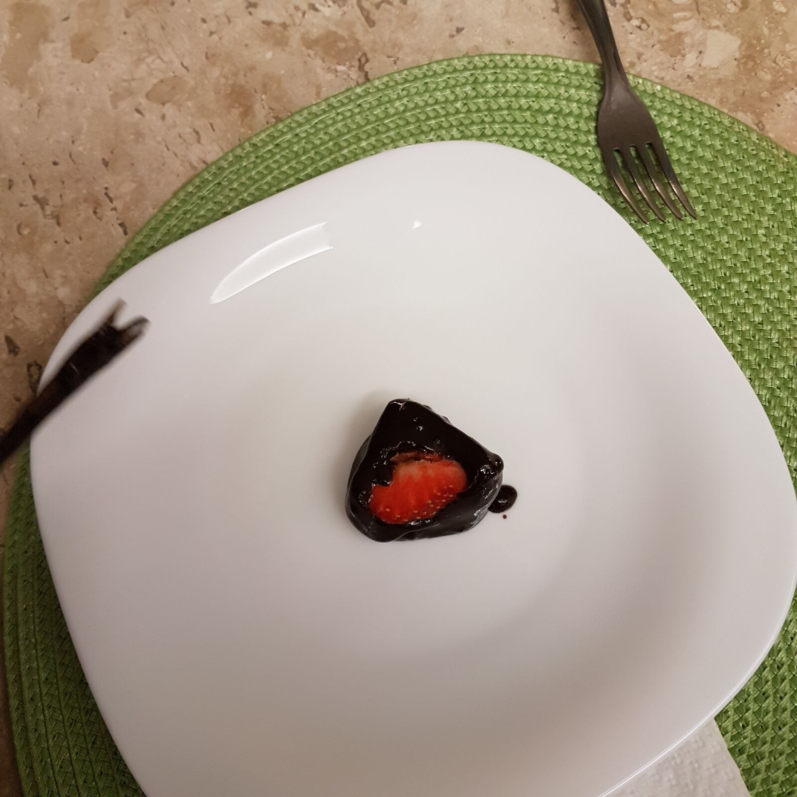Samsung Galaxy S7 Edge sample photo. Strawberry, chocolate, fondue photography