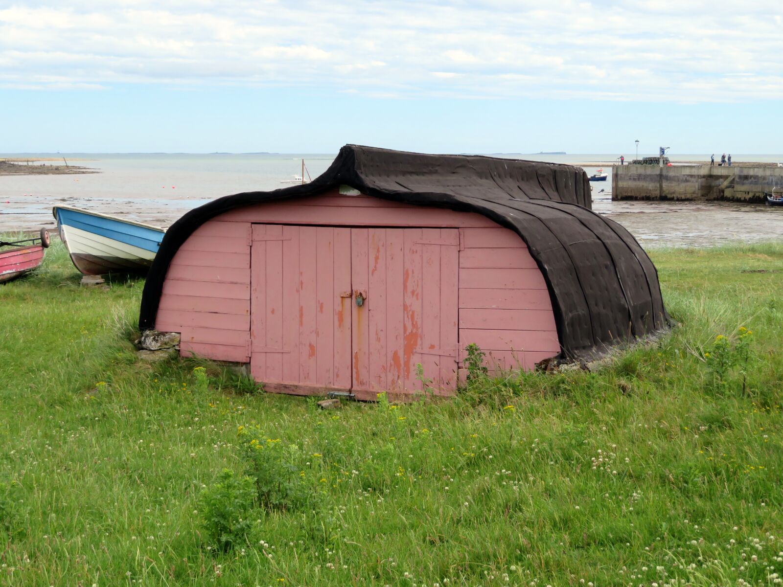 Canon PowerShot SX720 HS sample photo. Holy island, boat, beach photography