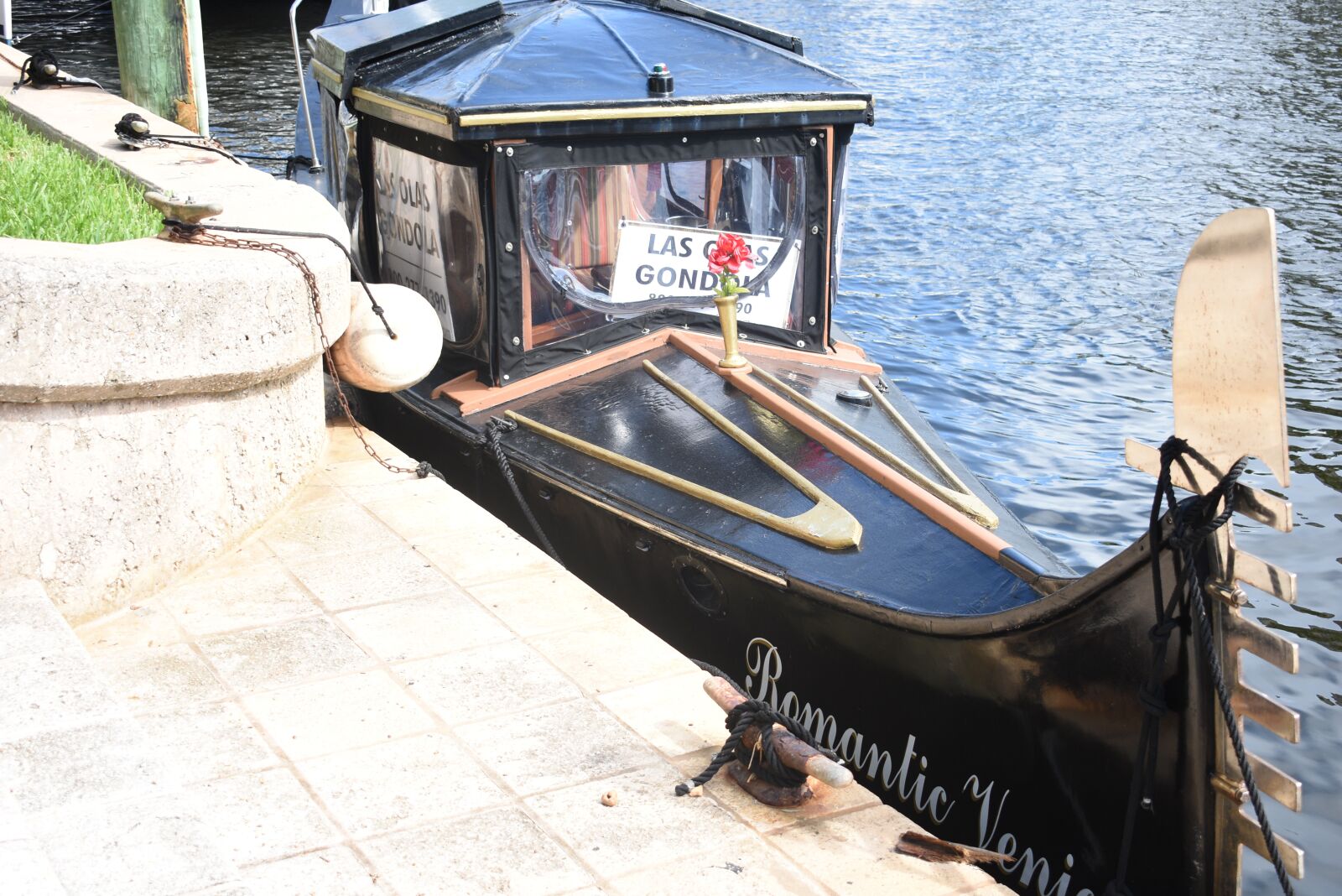 Nikon D3400 sample photo. Boat, water, tours photography