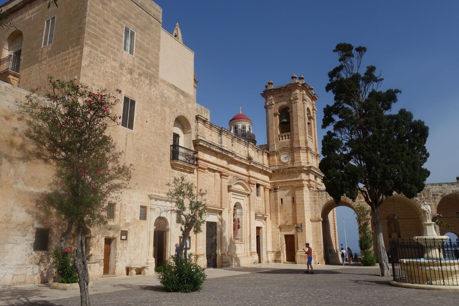 Sony Cyber-shot DSC-RX100 II sample photo. Malta, church, architecture photography