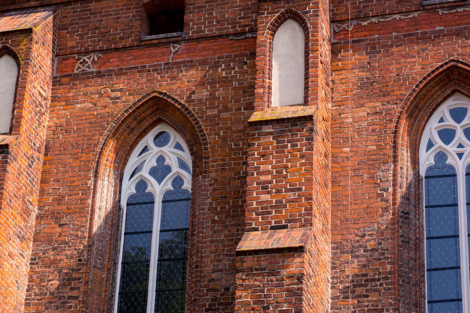 Nikon D5200 sample photo. The window, gothic windows photography