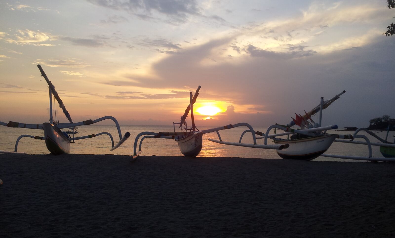 Samsung Galaxy S2 sample photo. Vacations, sun, sunset photography