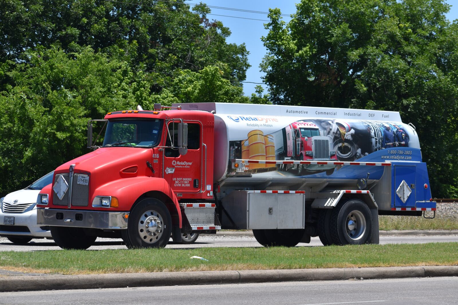Nikon D3500 sample photo. Fuel truck, diesel, tanker photography