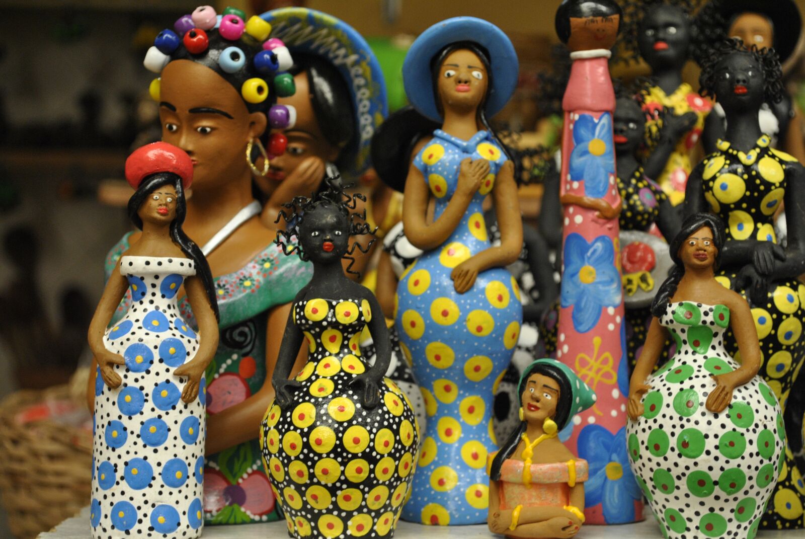 Nikon D3000 sample photo. Crafts, statue, sculpture photography