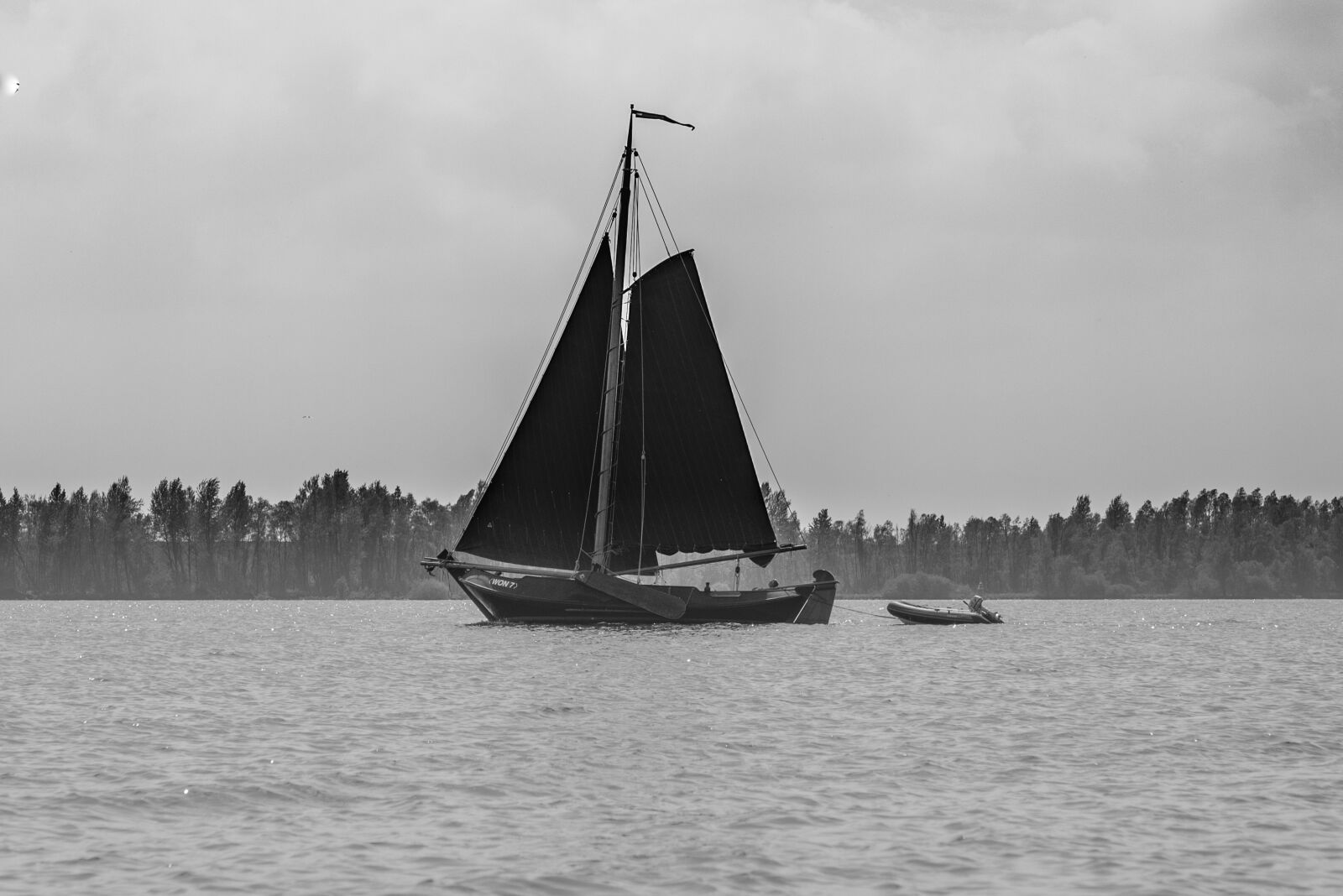 Nikon AF-S Micro-Nikkor 60mm F2.8G ED sample photo. Black, boat, lake, sail photography
