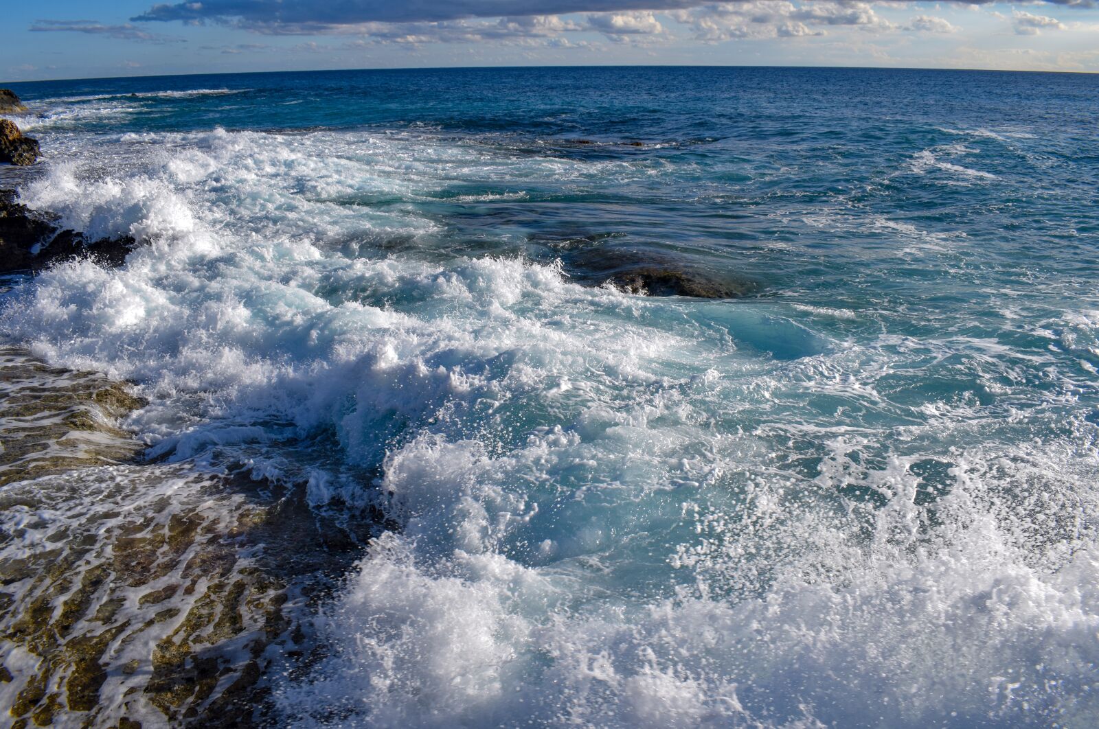 Nikon D3300 sample photo. Rocky coast, waves, rough photography