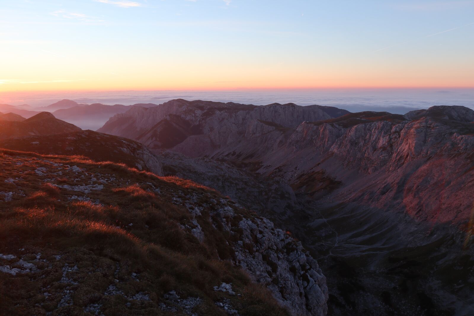 Canon EOS M100 sample photo. Morning, morningvibes, mountains photography