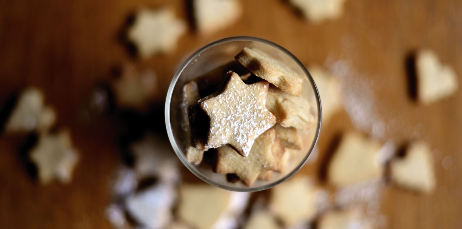 Nikon D610 sample photo. Cookie, stamping cookies, christmas photography