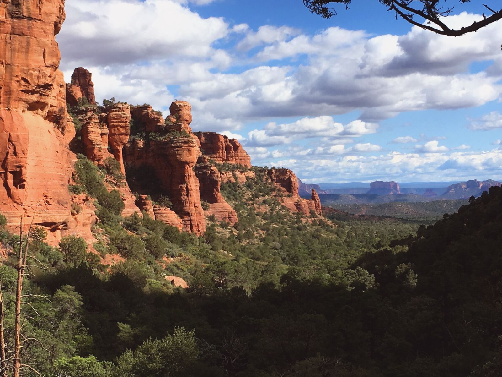 iPhone SE back camera 4.15mm f/2.2 sample photo. Sedona, arizona, southwest photography