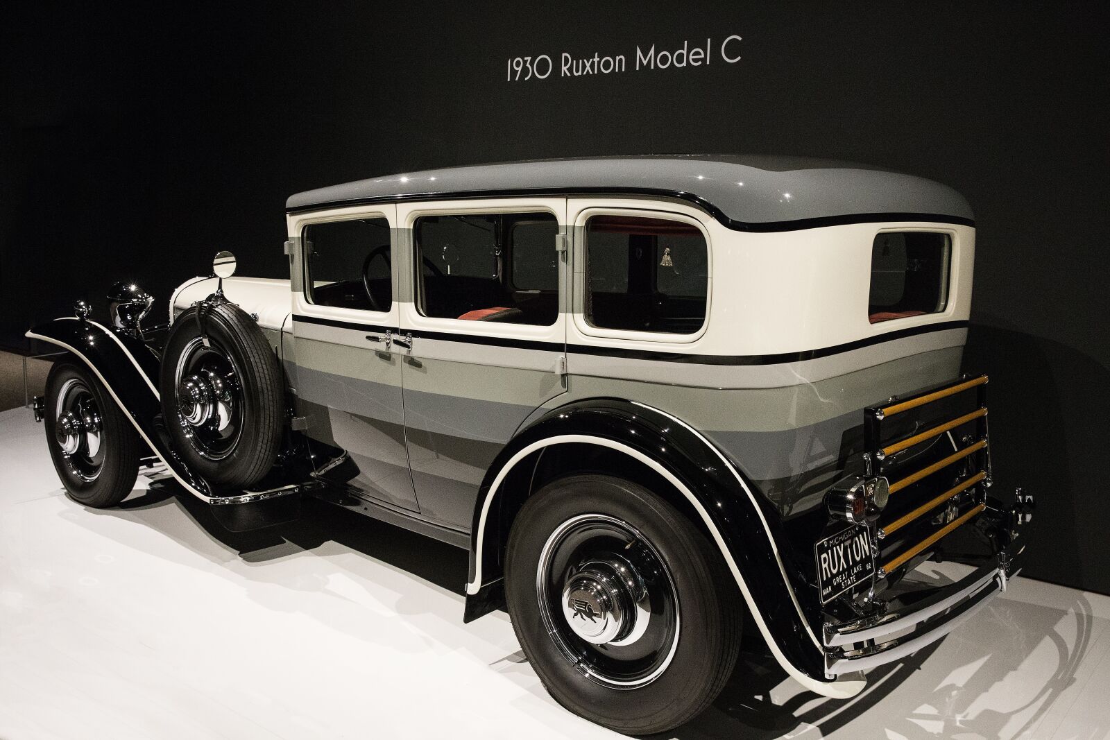 Canon EOS 6D sample photo. Car, 1930 ruxton model photography