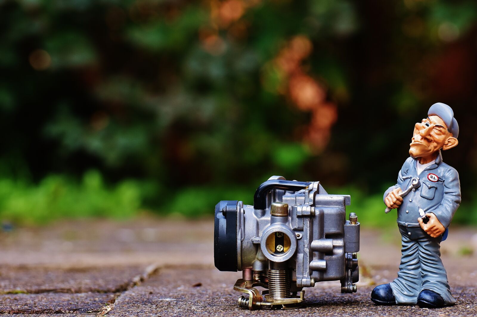 Nikon D7200 sample photo. Mechanic, screwdrivers, carburetor photography
