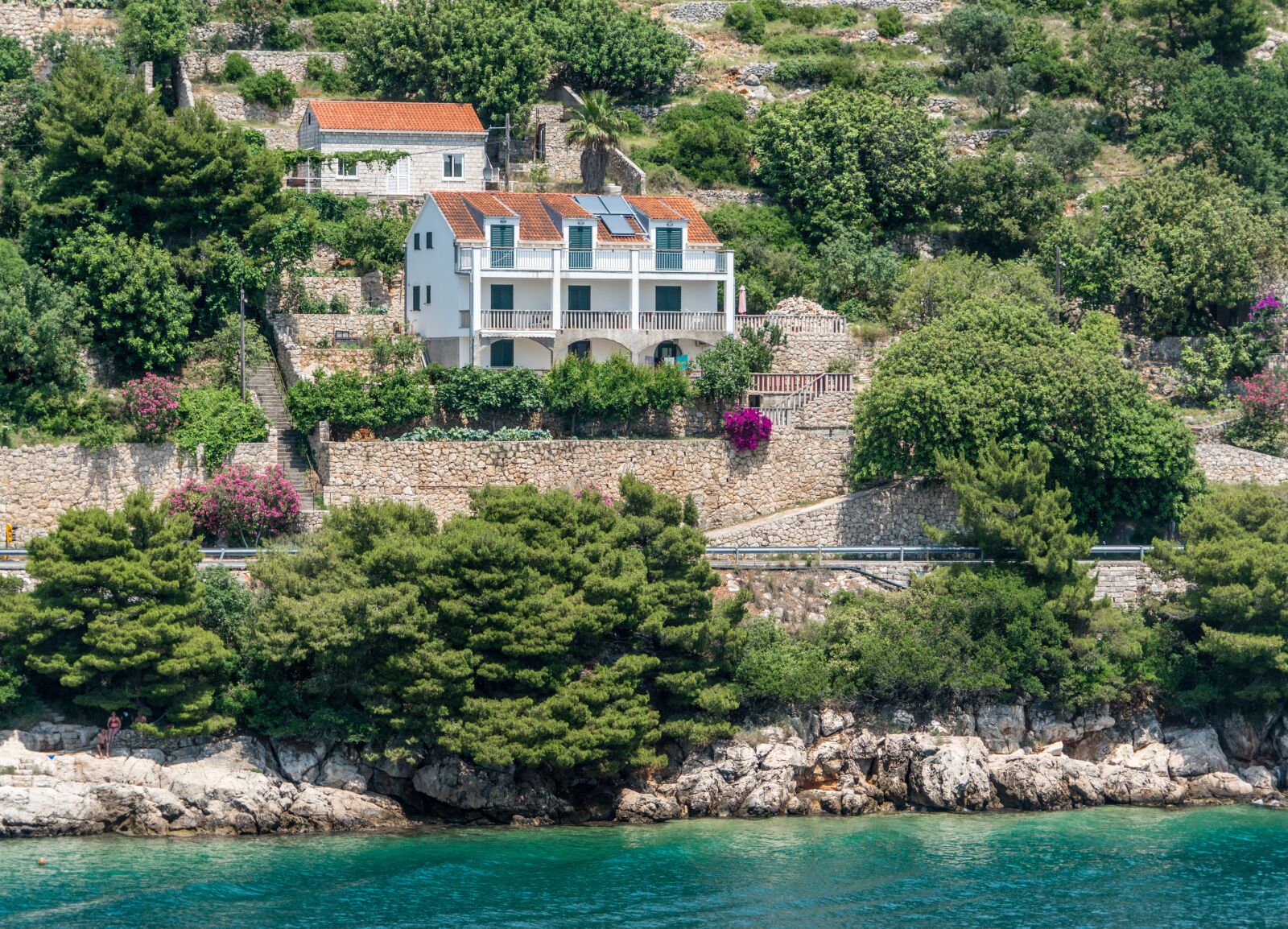 Sony a7R II + Sony FE 24-240mm F3.5-6.3 OSS sample photo. Croatia, dubrovnik, architecture photography