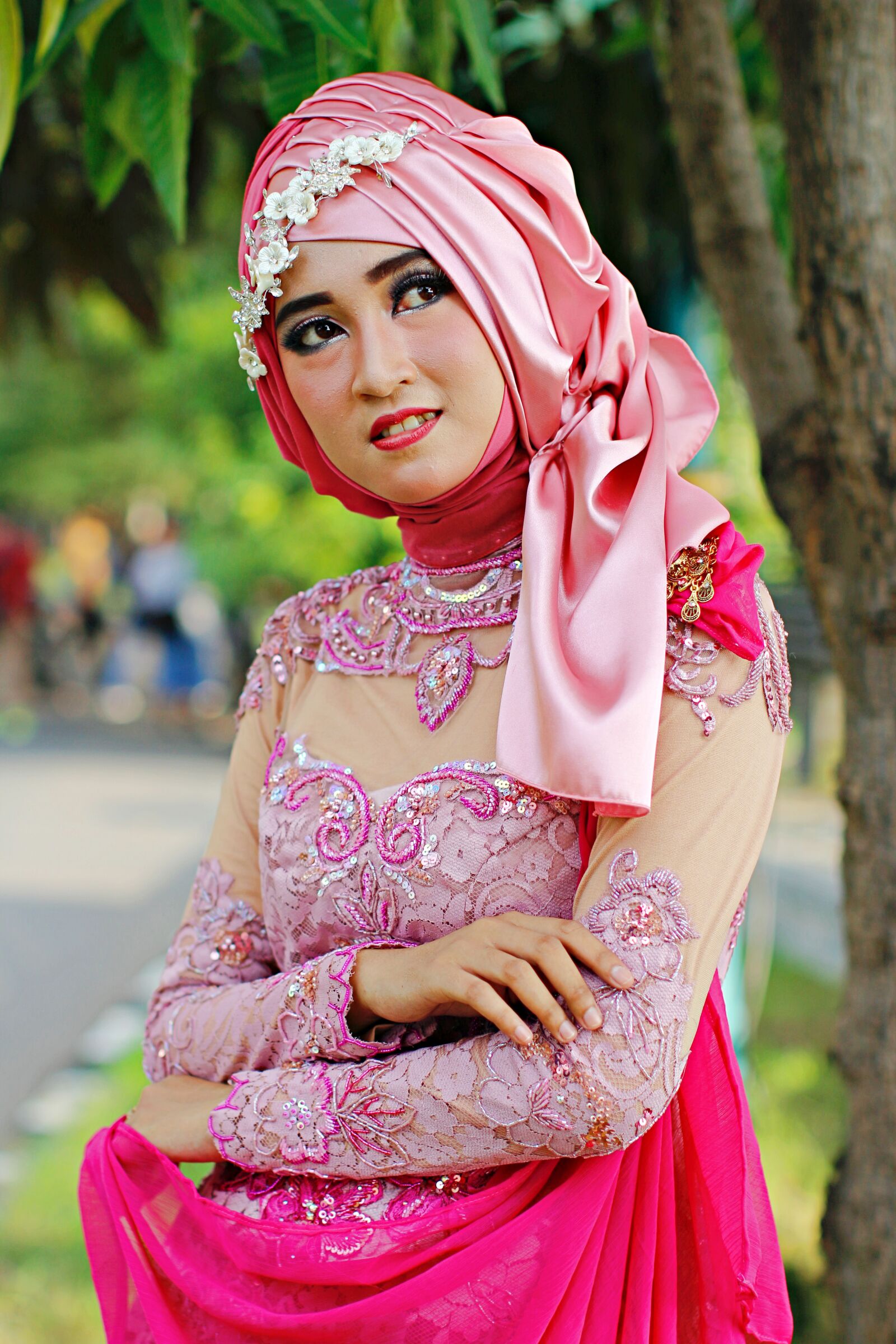 Canon EF 50mm F1.2L USM sample photo. Hijab, ramadhan, moslem photography