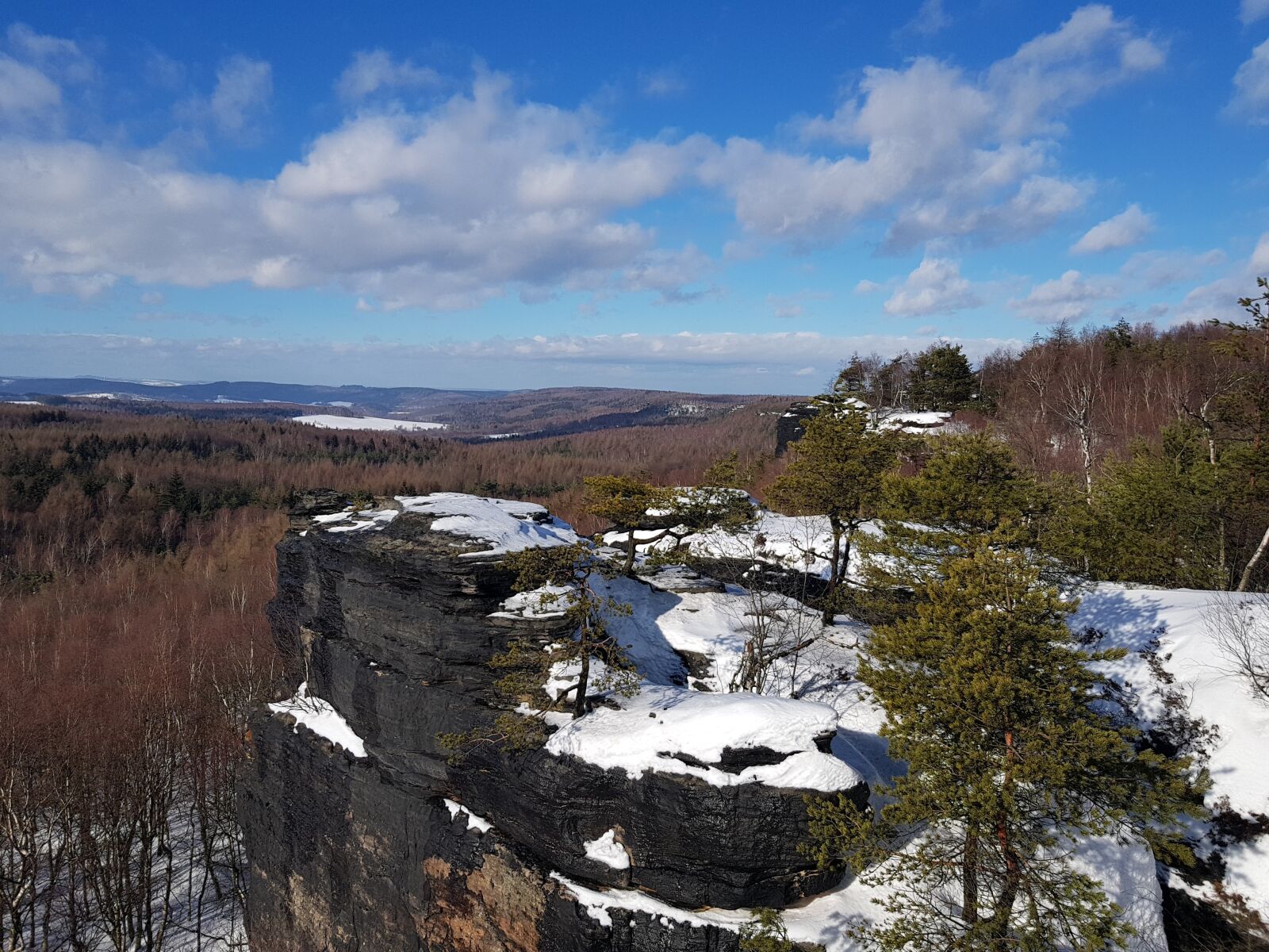 Samsung Galaxy S8+ sample photo. Rock, mountain, nature photography