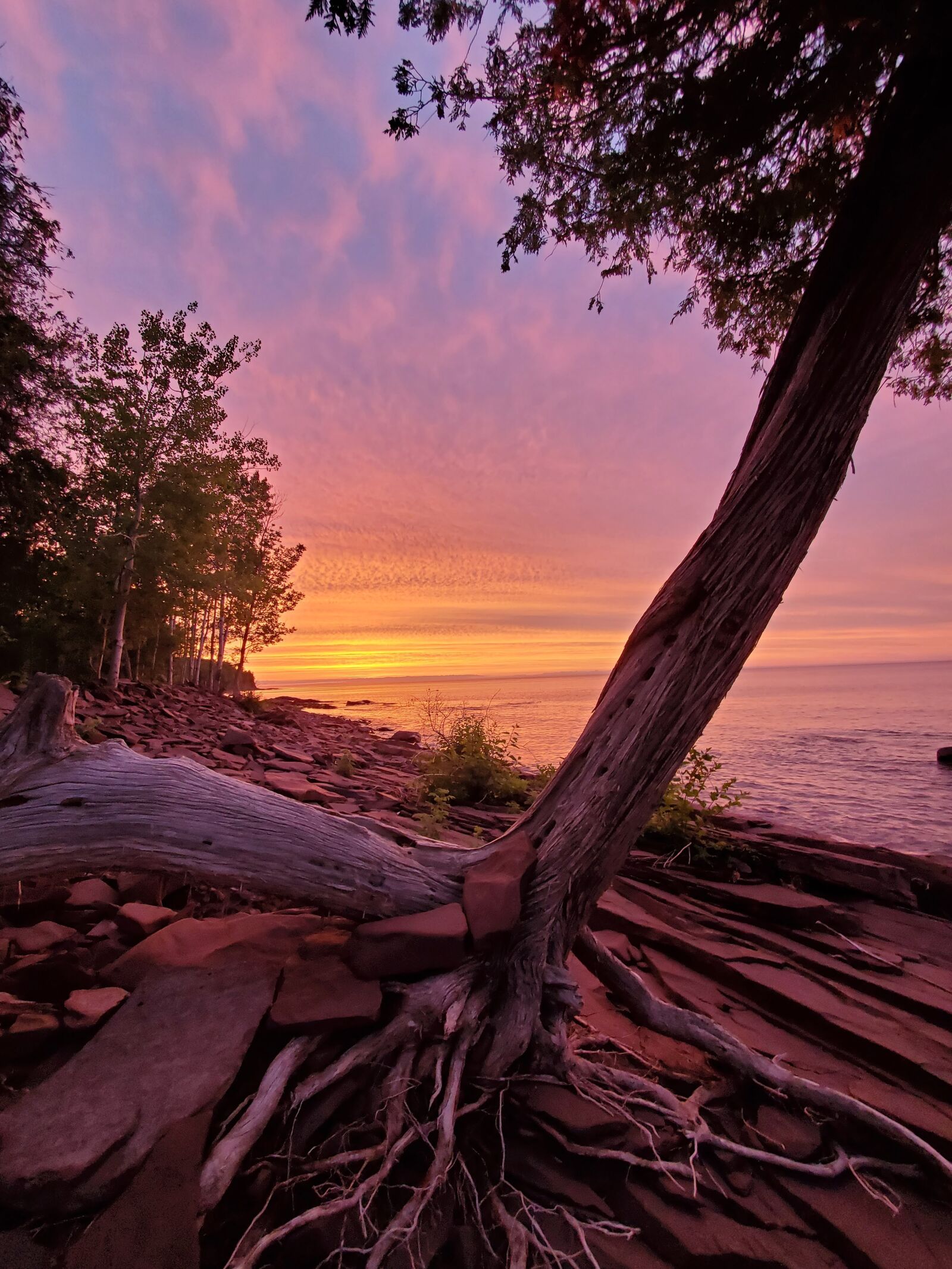 Samsung Galaxy S10e sample photo. Sunset, lake, sky photography