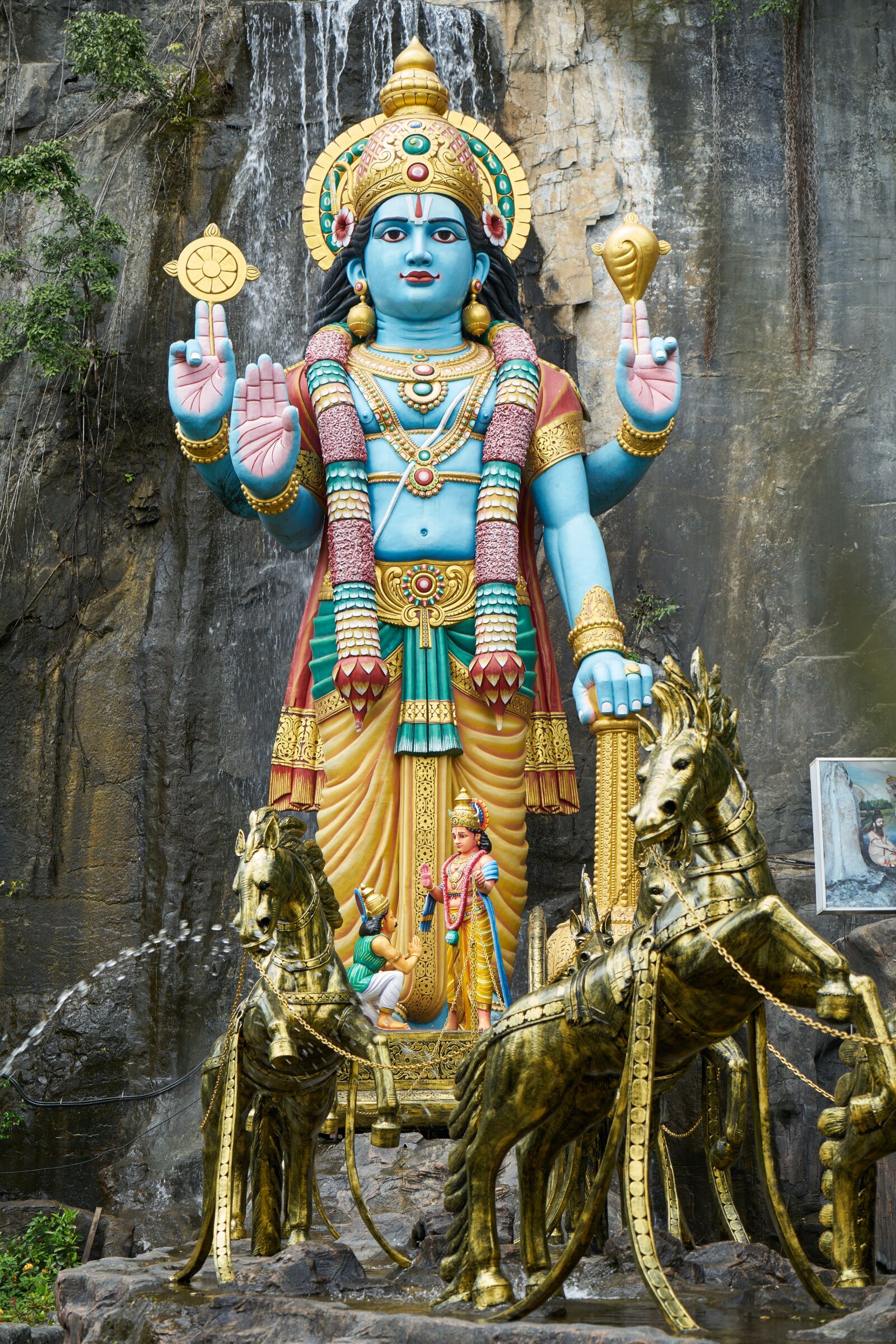 Sony a7R II sample photo. Temple, sculpture, big photography