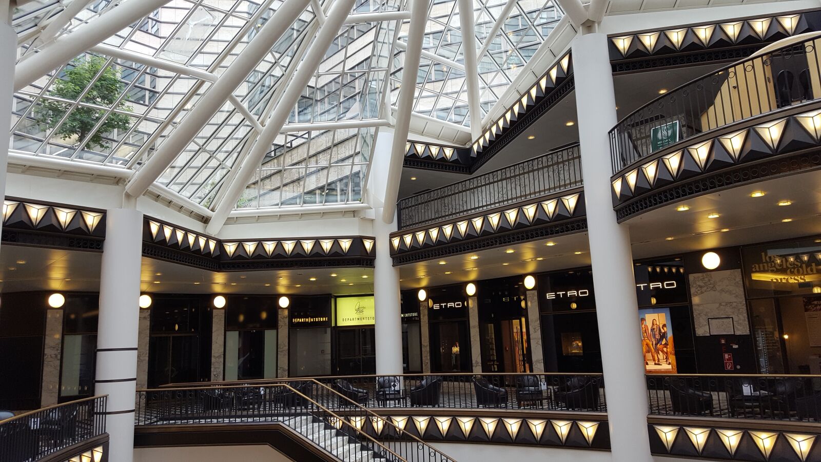 Samsung GALAXY S6 edge sample photo. Berlin, friedrichstraße, passages photography