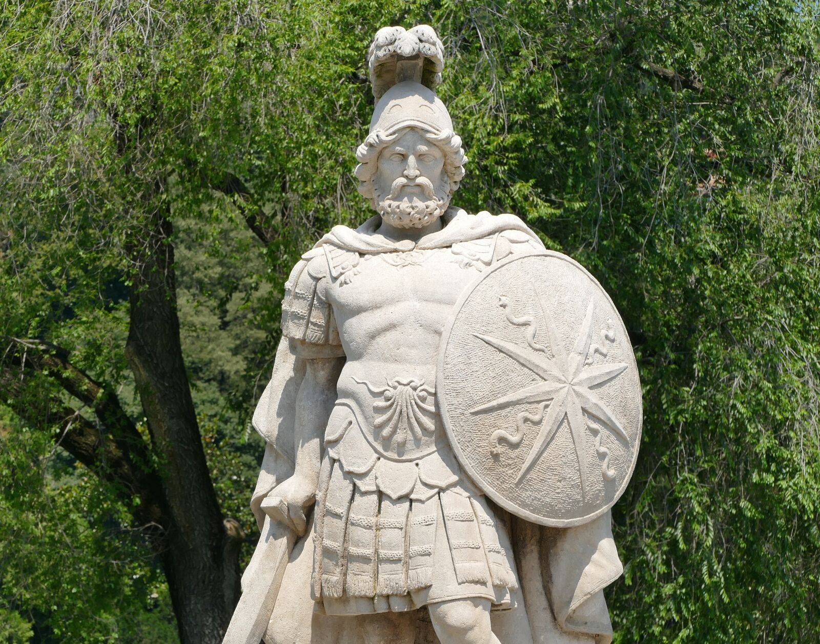 Panasonic Lumix DMC-FZ1000 sample photo. Sculpture, warrior, statue photography