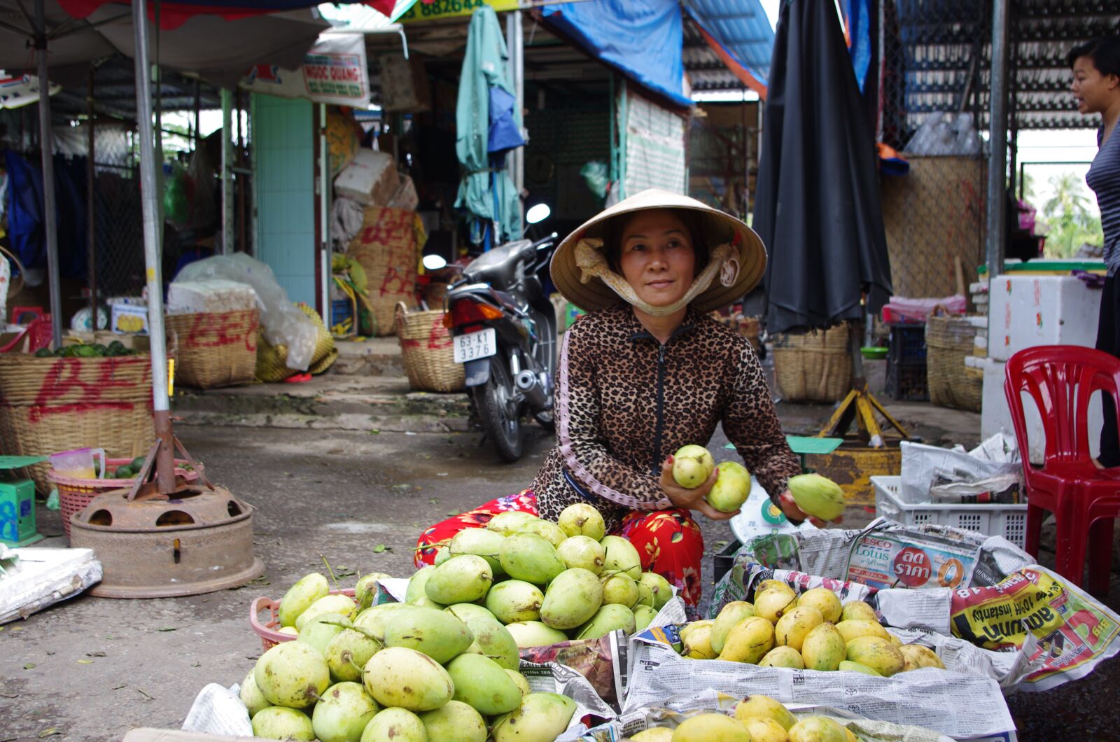 Pentax K-5 sample photo. Market, saigon, mekong photography