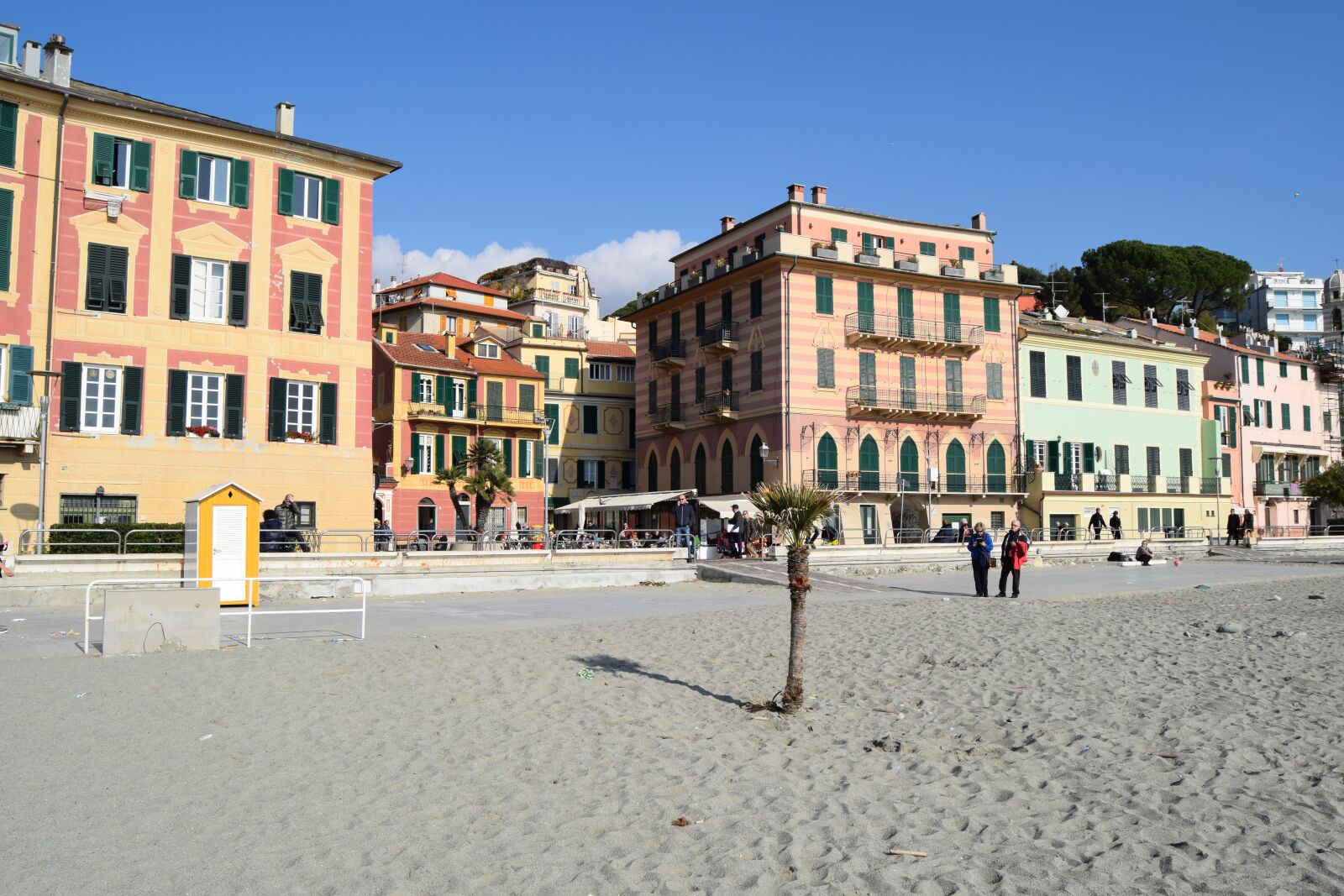 Nikon D3300 sample photo. Beach, palaces, liguria photography