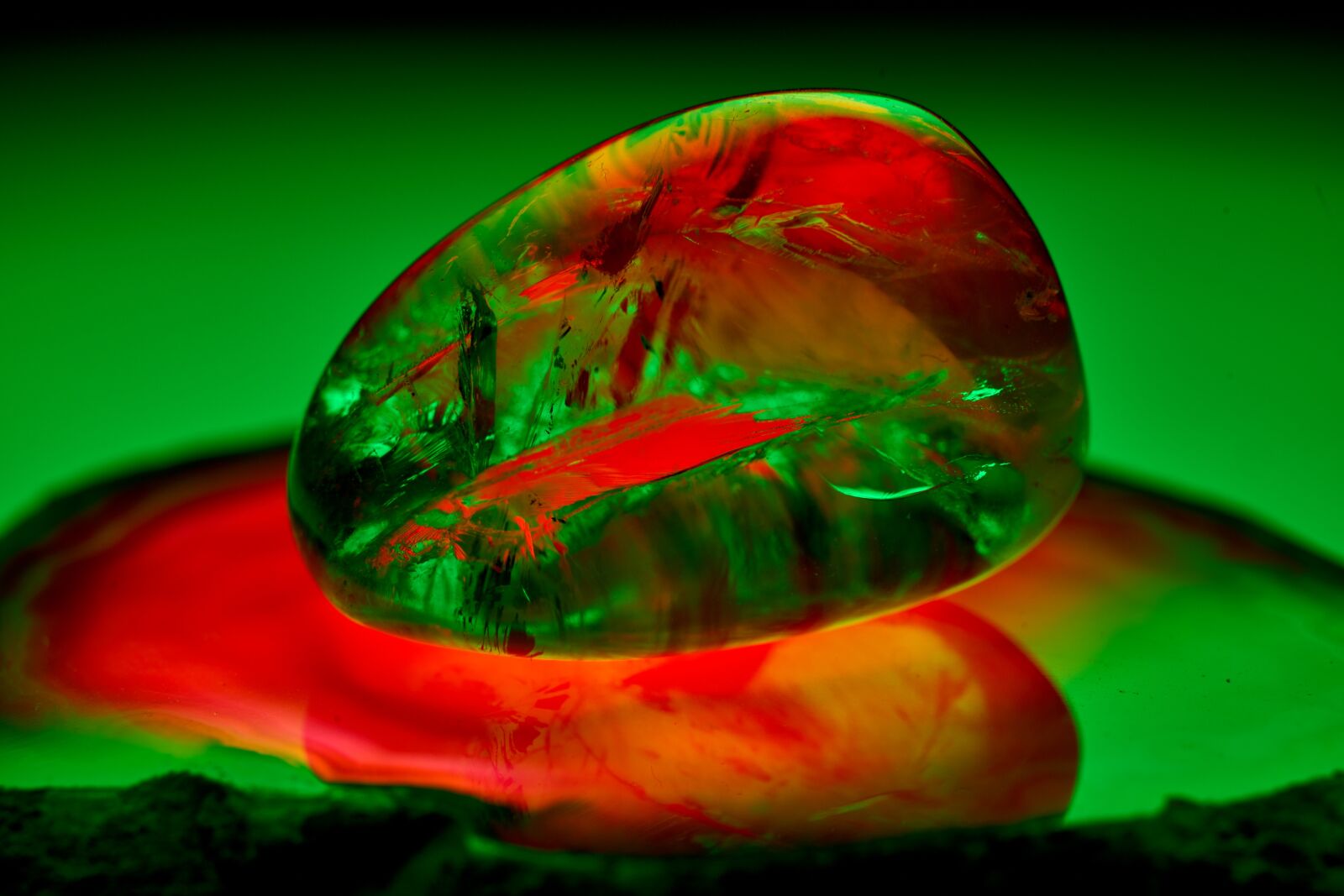 Tamron 28-75mm F2.8 Di III RXD sample photo. Glass, stone, crystal photography