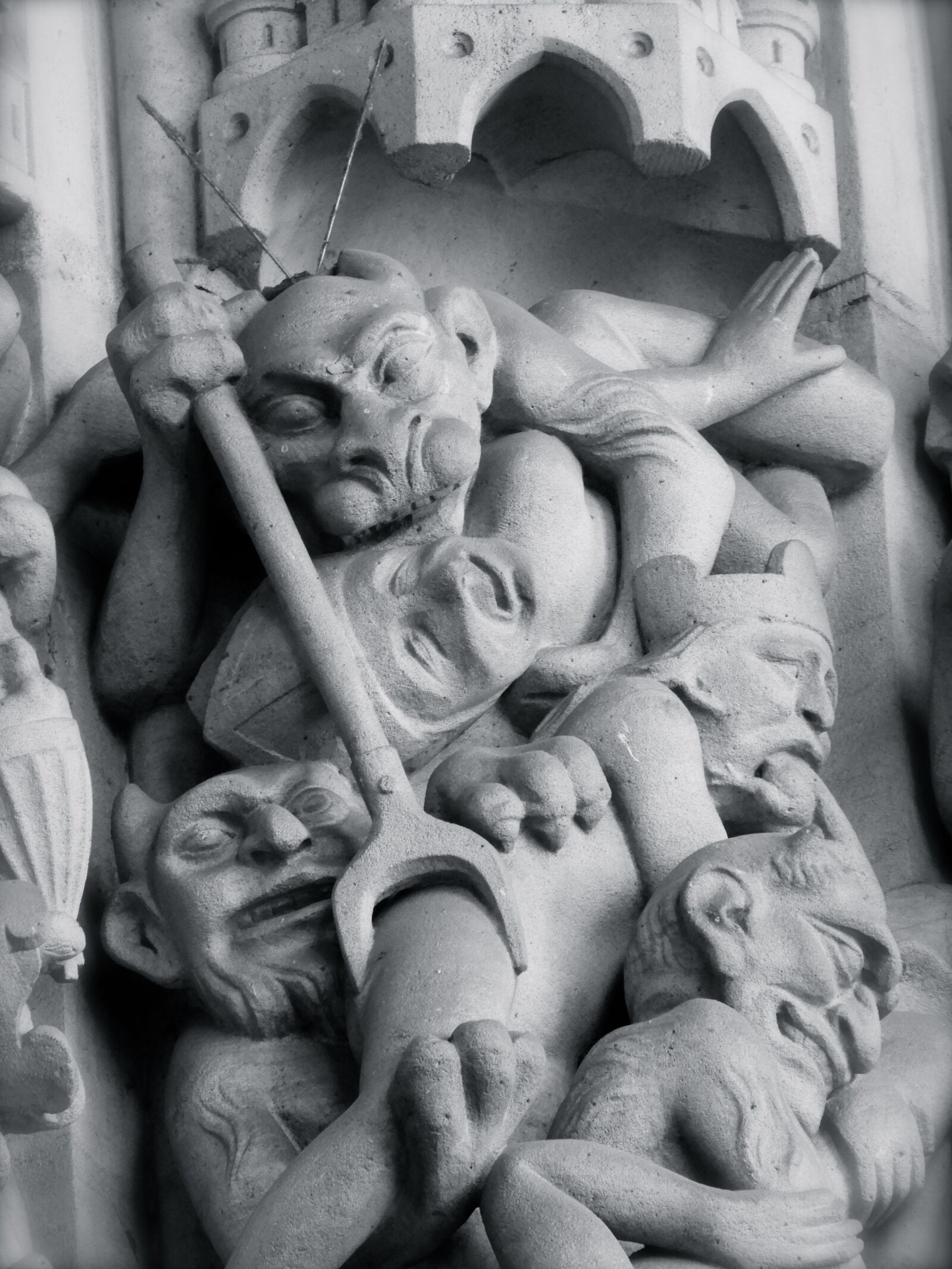 Nikon Coolpix B700 sample photo. Medieval, saint chapelle, paris photography