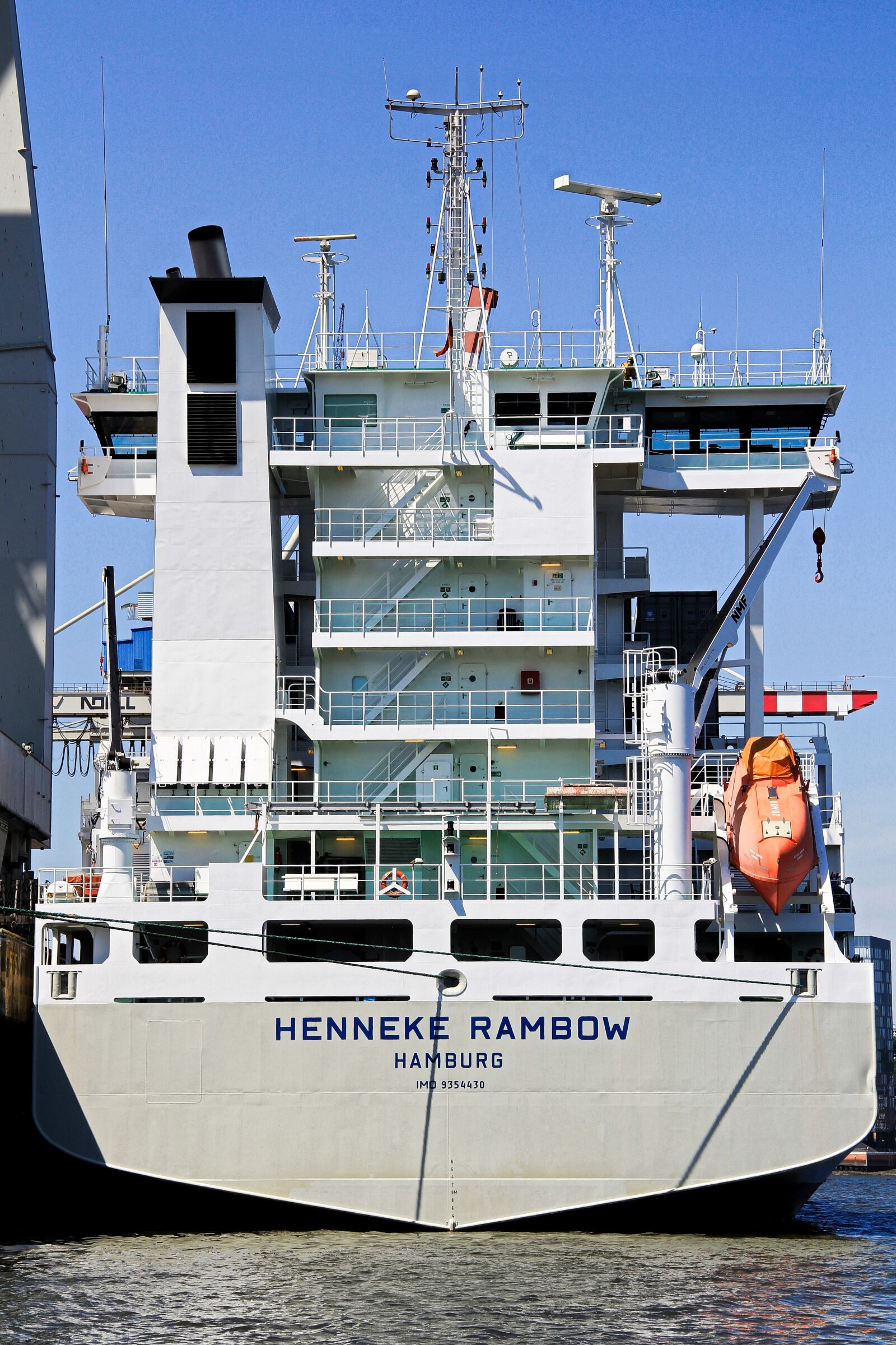 Canon EOS 60D sample photo. Ship, freighter, container ship photography