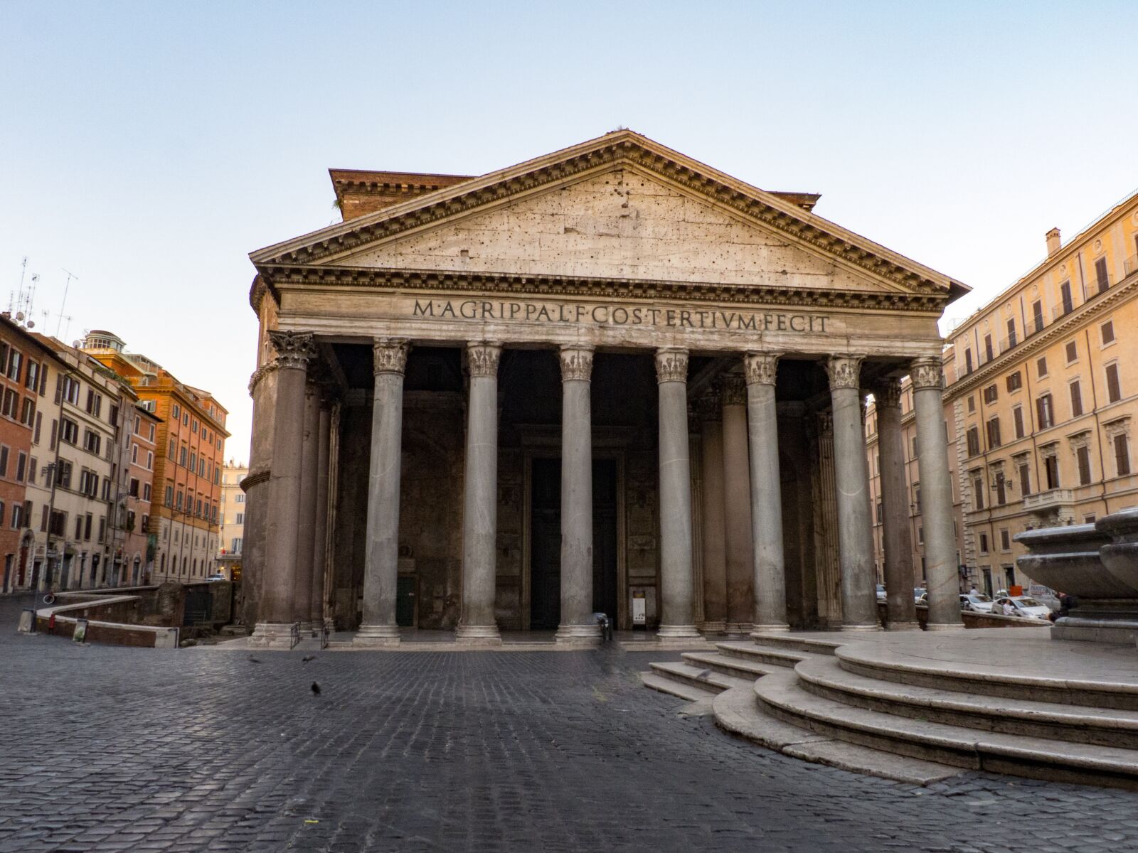 Panasonic Lumix DMC-FZ40 (Lumix DMC-FZ45) sample photo. Rome, pantheon, architecture photography