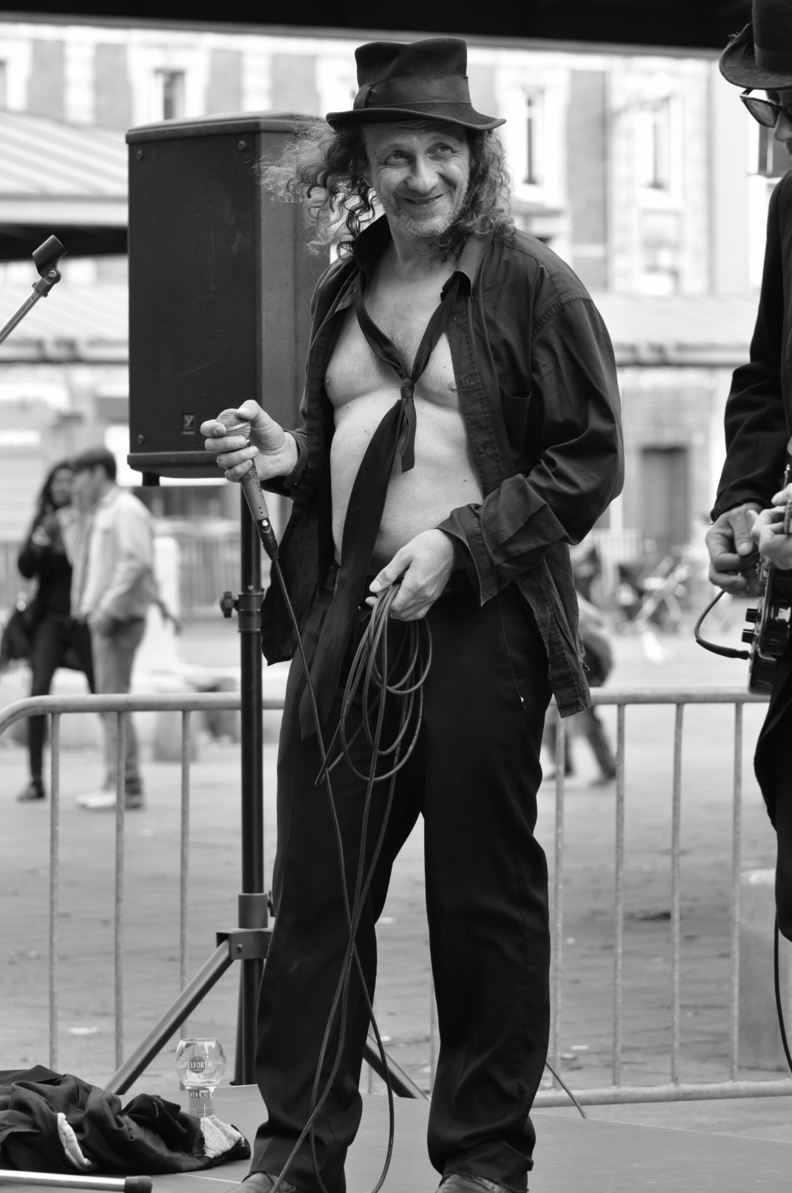 Nikon D5000 sample photo. Feast of music, singer photography