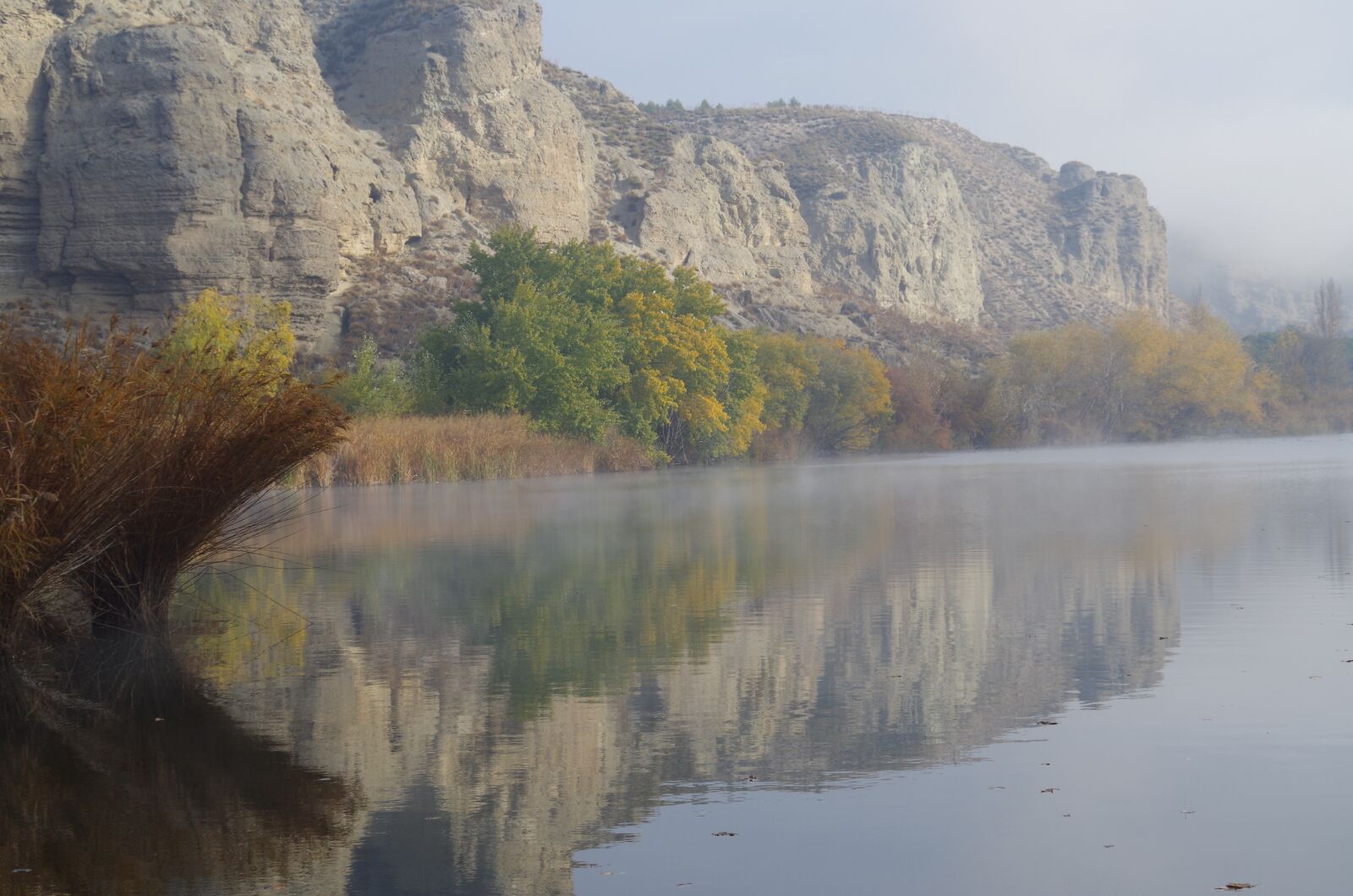 Pentax K-50 sample photo. Laguna, autumn, landscape photography
