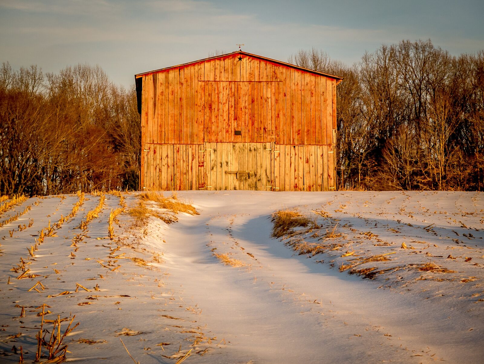 Fujifilm X10 sample photo. Country, rural, barn photography