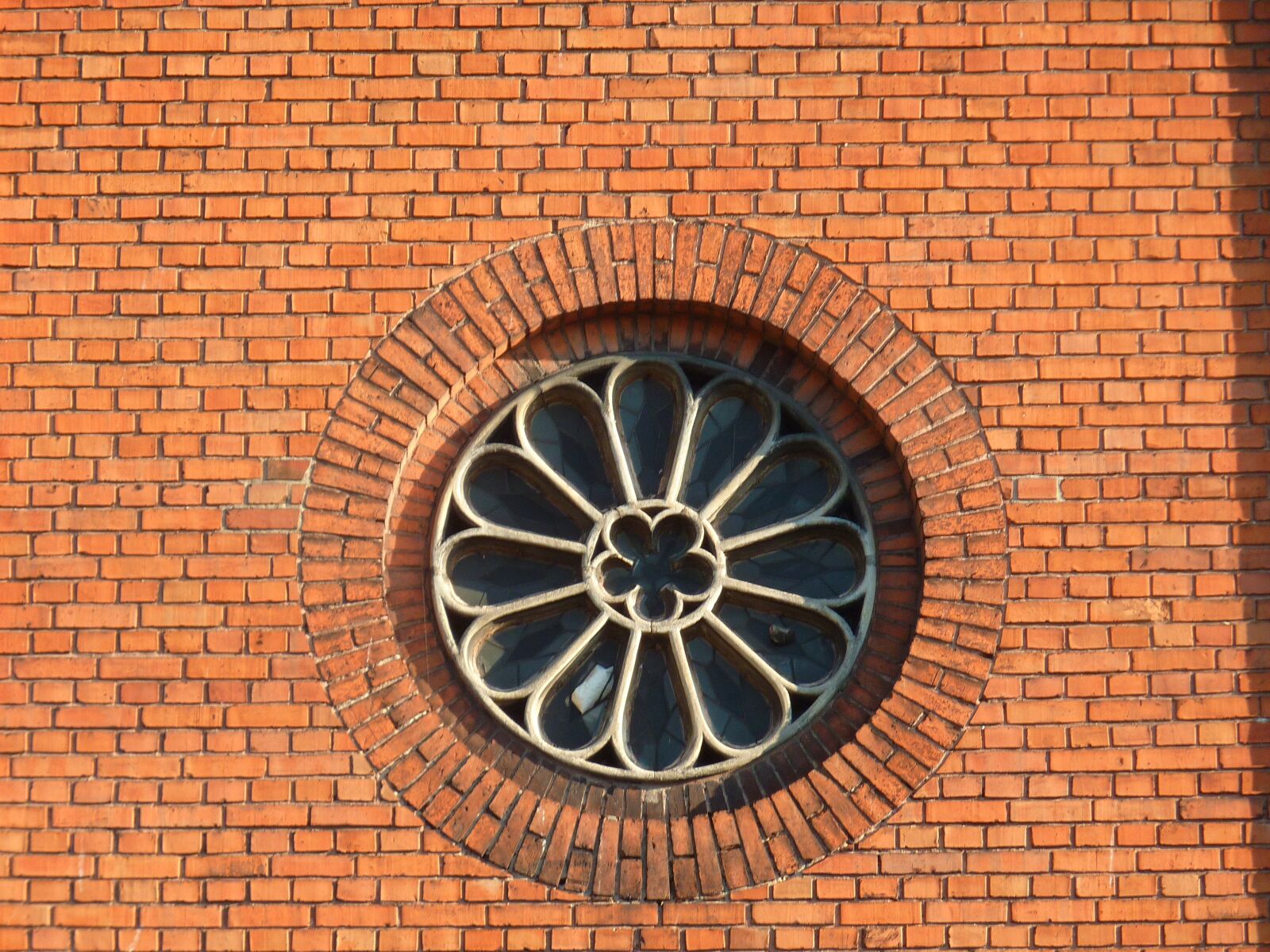 Panasonic DMC-TZ7 sample photo. Rosette, window, stained glass photography