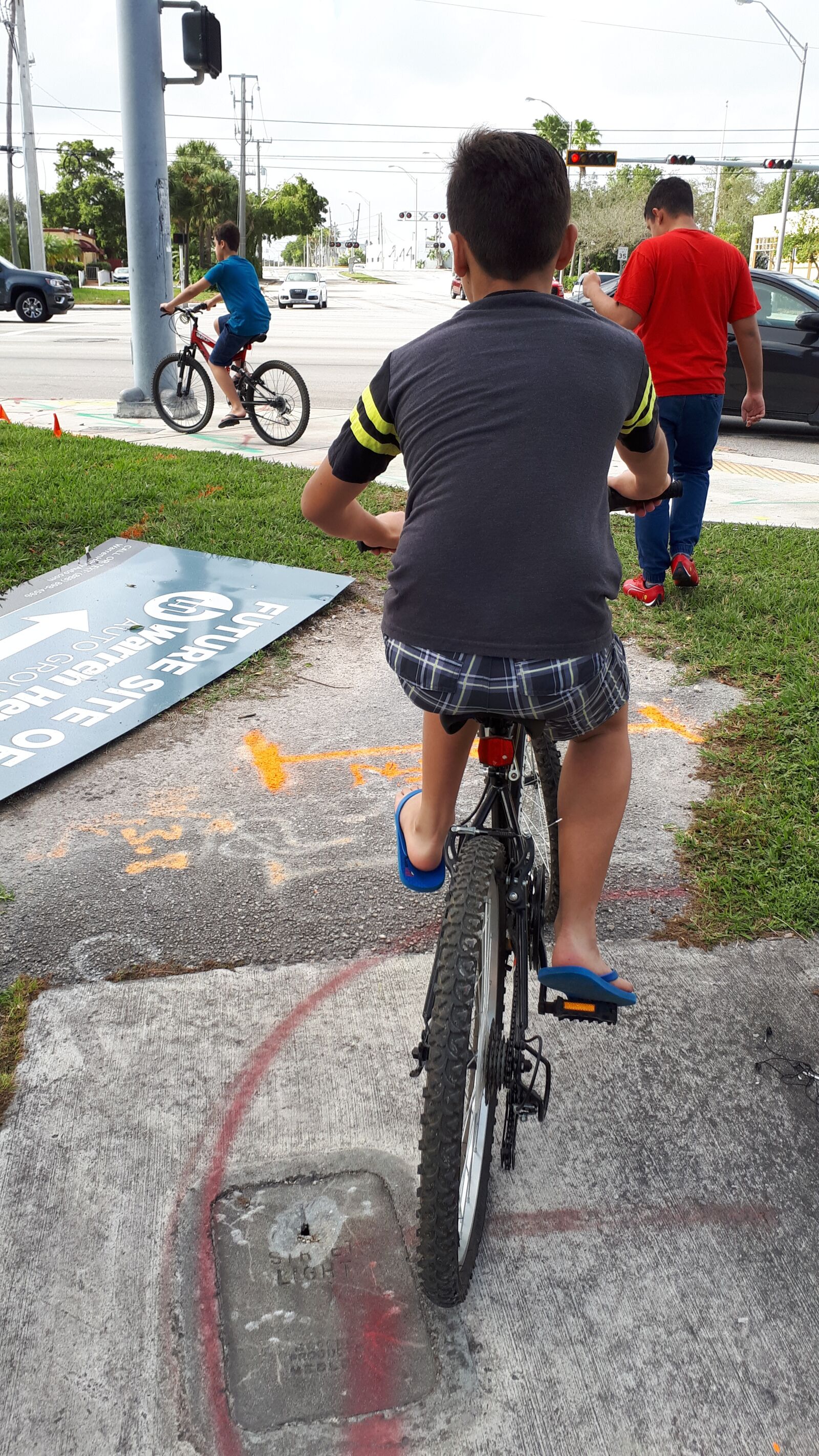 Samsung Galaxy A5(2017) sample photo. Boy, bike, bicycle photography