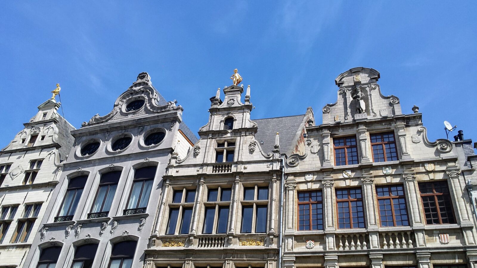 Samsung Galaxy S4 sample photo. Antwerp, grand place, facade photography