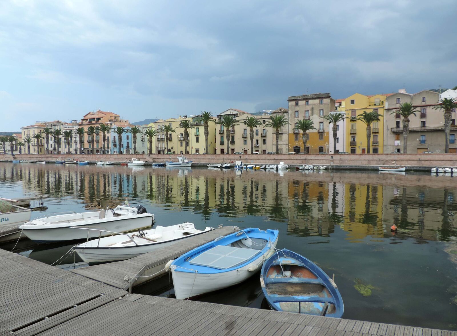 Nikon Coolpix P520 sample photo. Sardinia, boats, river photography