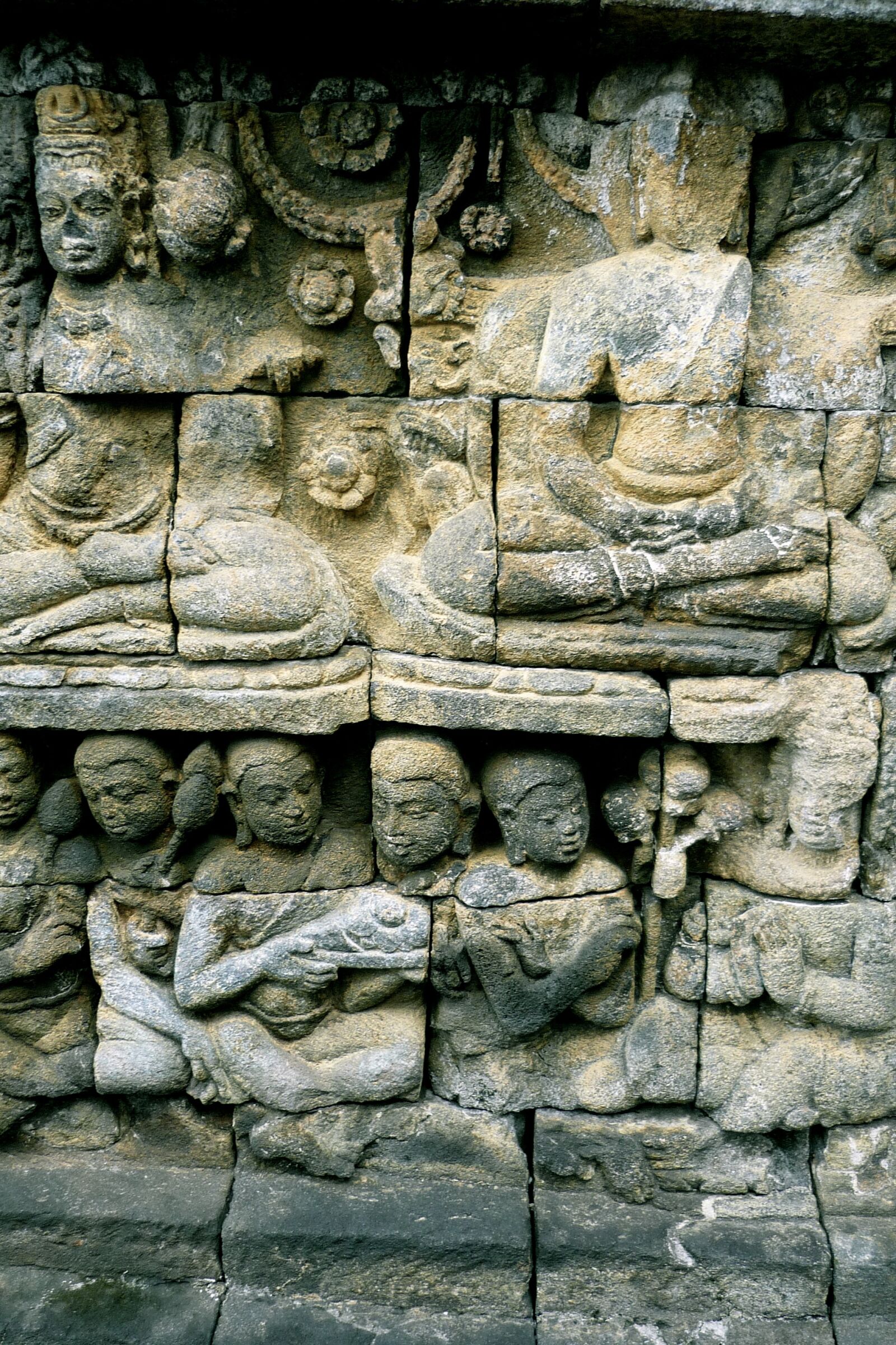 Panasonic Lumix DMC-FS3 sample photo. Borobudur, indonesia, temple photography