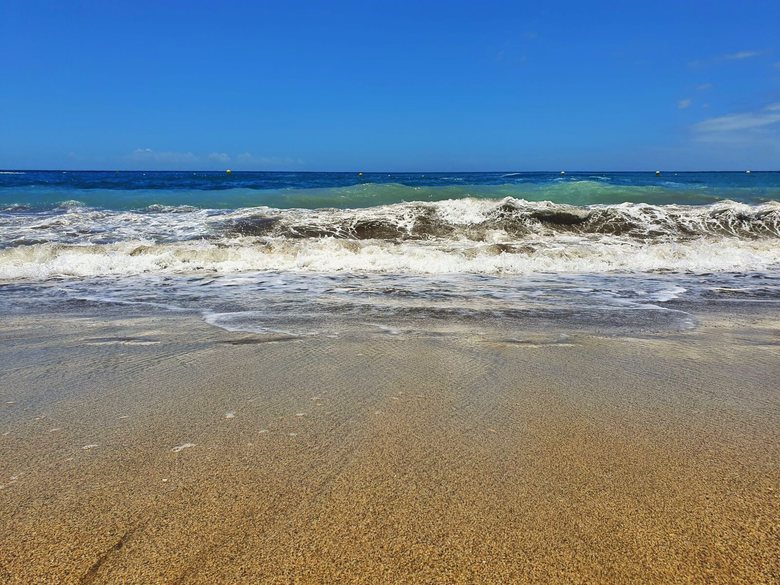 Samsung Galaxy S10 sample photo. Beach, water, sky photography