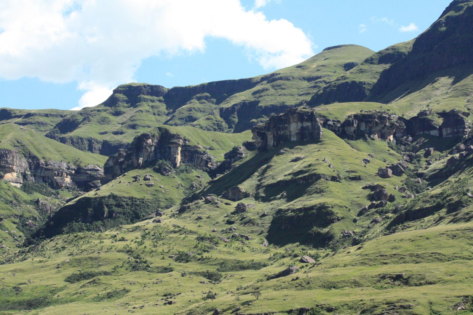 Canon EOS 450D (EOS Rebel XSi / EOS Kiss X2) sample photo. South africa, drakensberg mountains photography