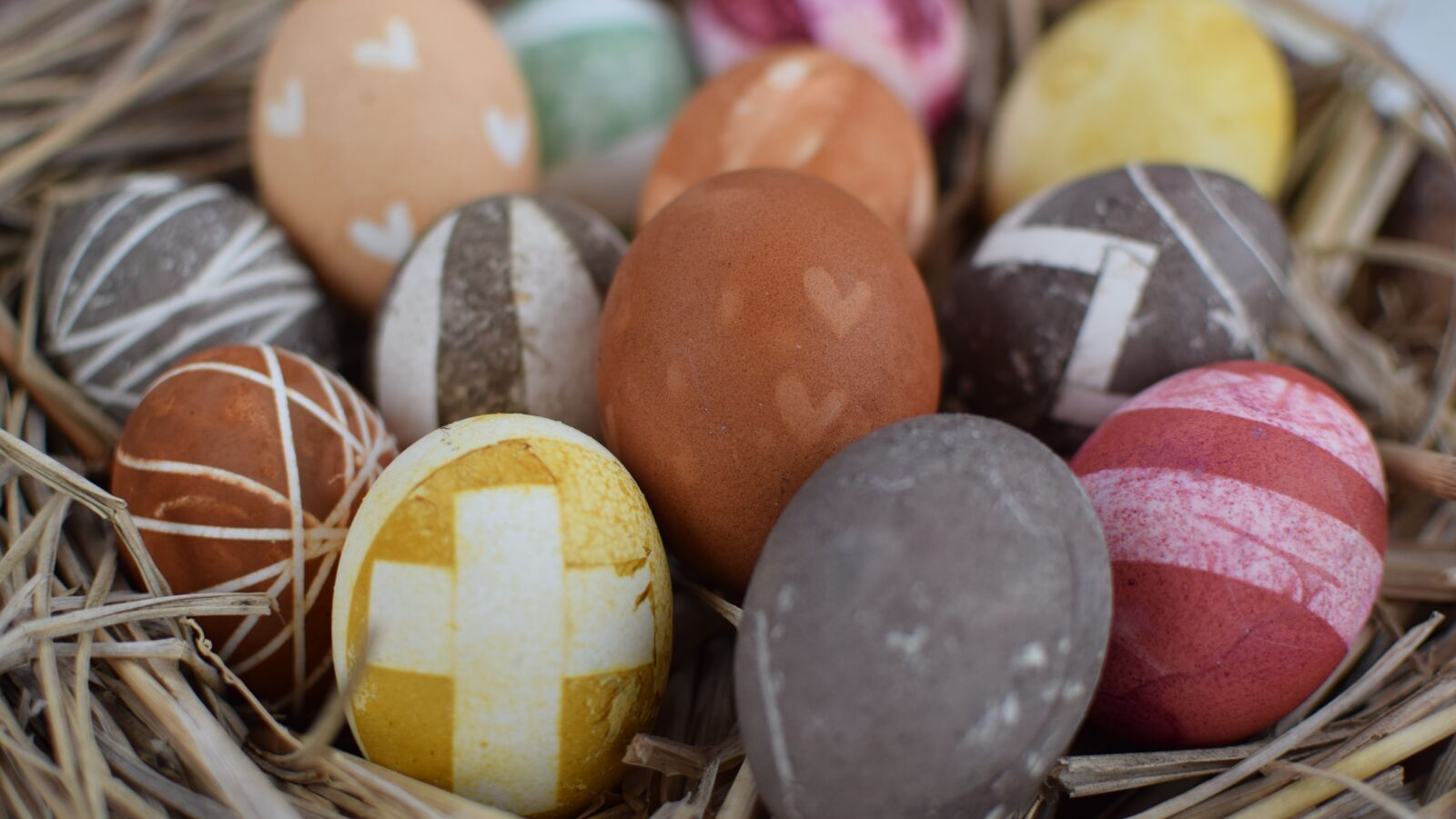Nikon D5300 sample photo. Easter eggs, easter egg photography
