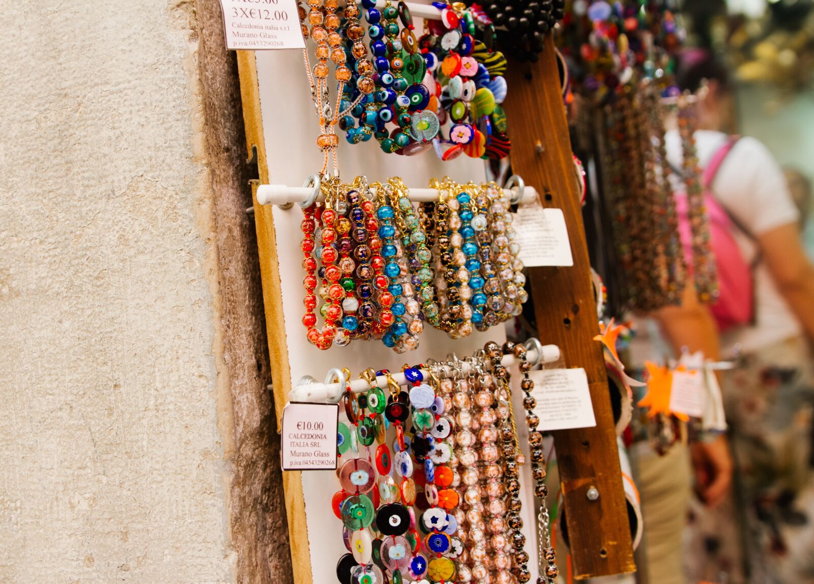 Canon EOS 60D sample photo. Venice, italy, bracelets photography
