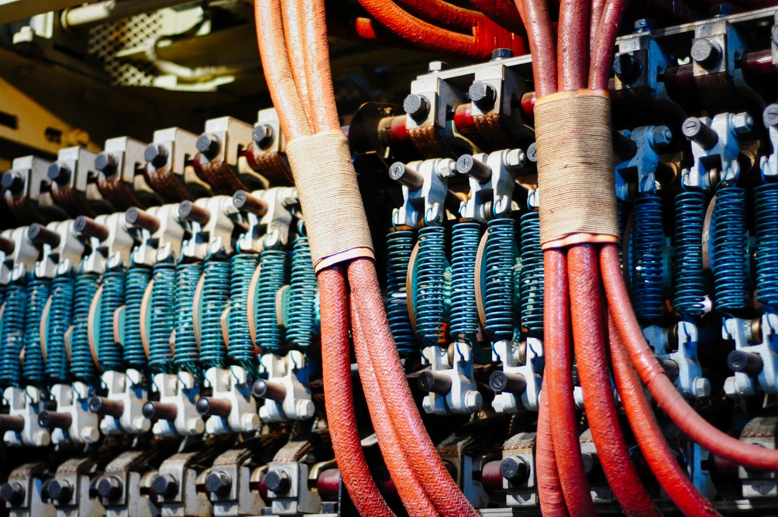 Nikon D300S sample photo. Mechanism, accuracy, electricity photography