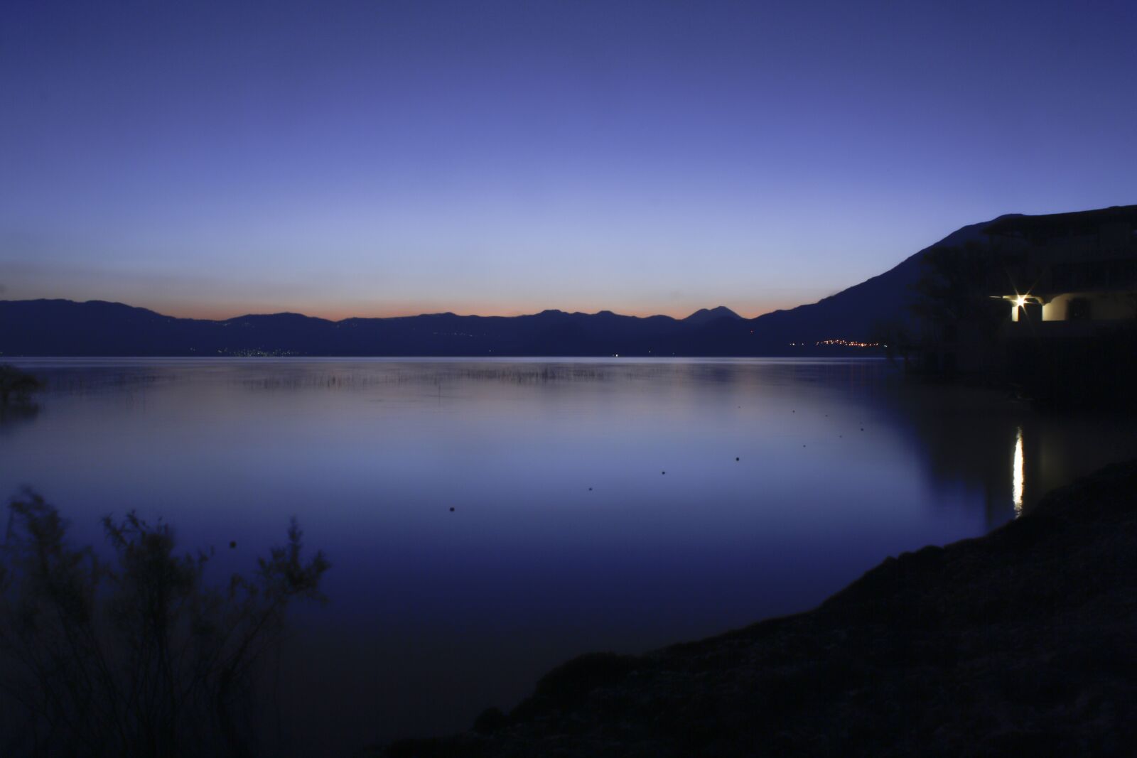 Canon EOS 1000D (EOS Digital Rebel XS / EOS Kiss F) sample photo. Atitlan, lake, landscape photography