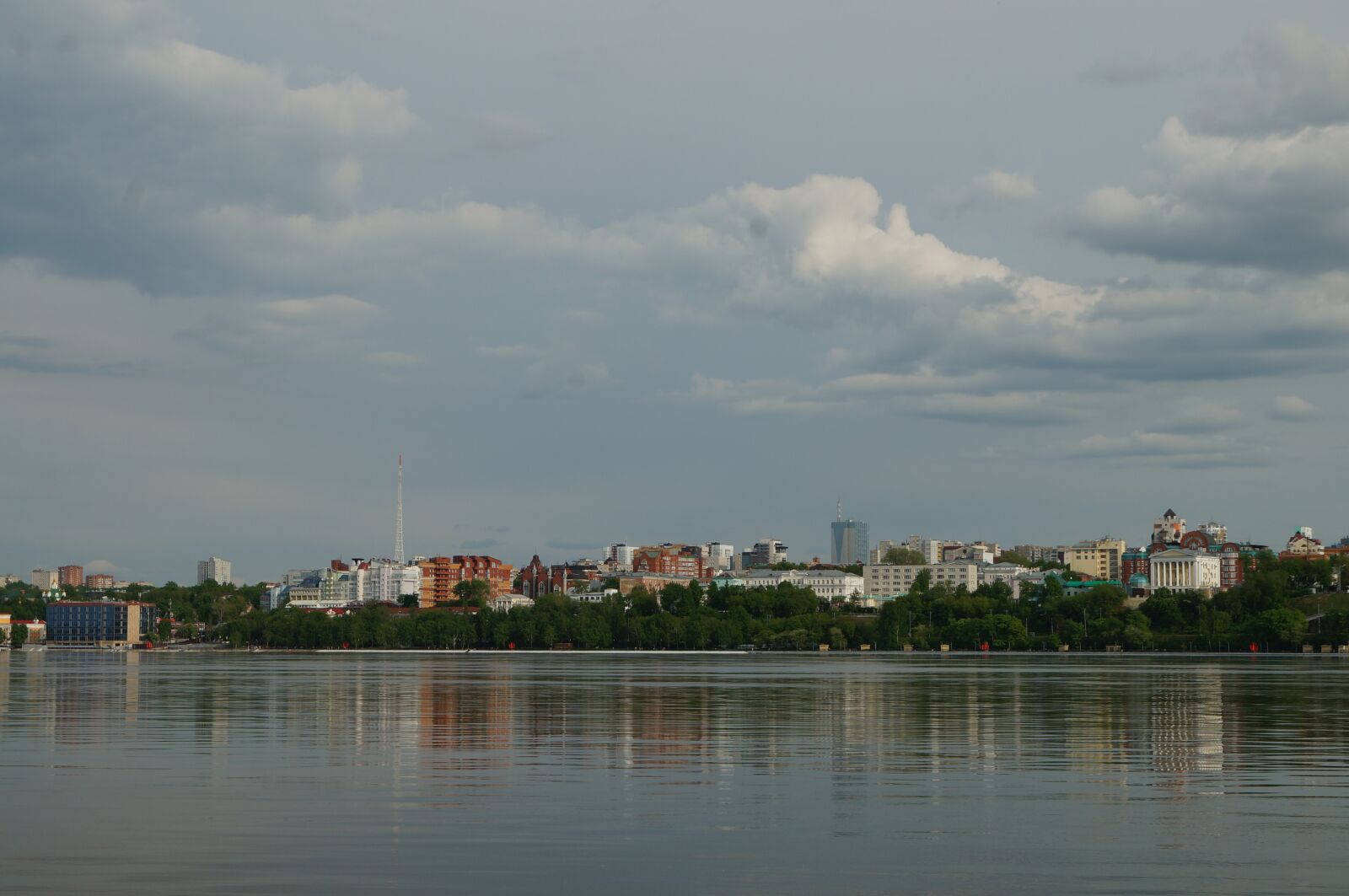 Sony SLT-A57 sample photo. City, river, kama photography